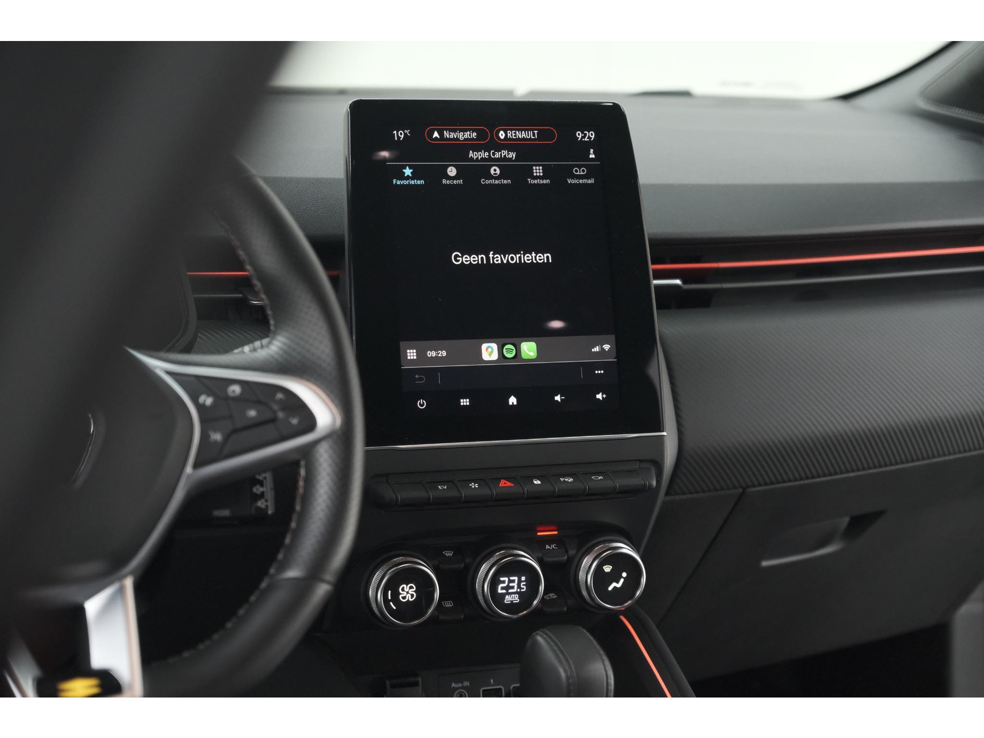 Renault Clio 1.6 E-Tech Hybrid 140 R.S. Line | 360 Camera | Apple Carplay | 9.3 Inch Groot Scherm | Sportstoelen