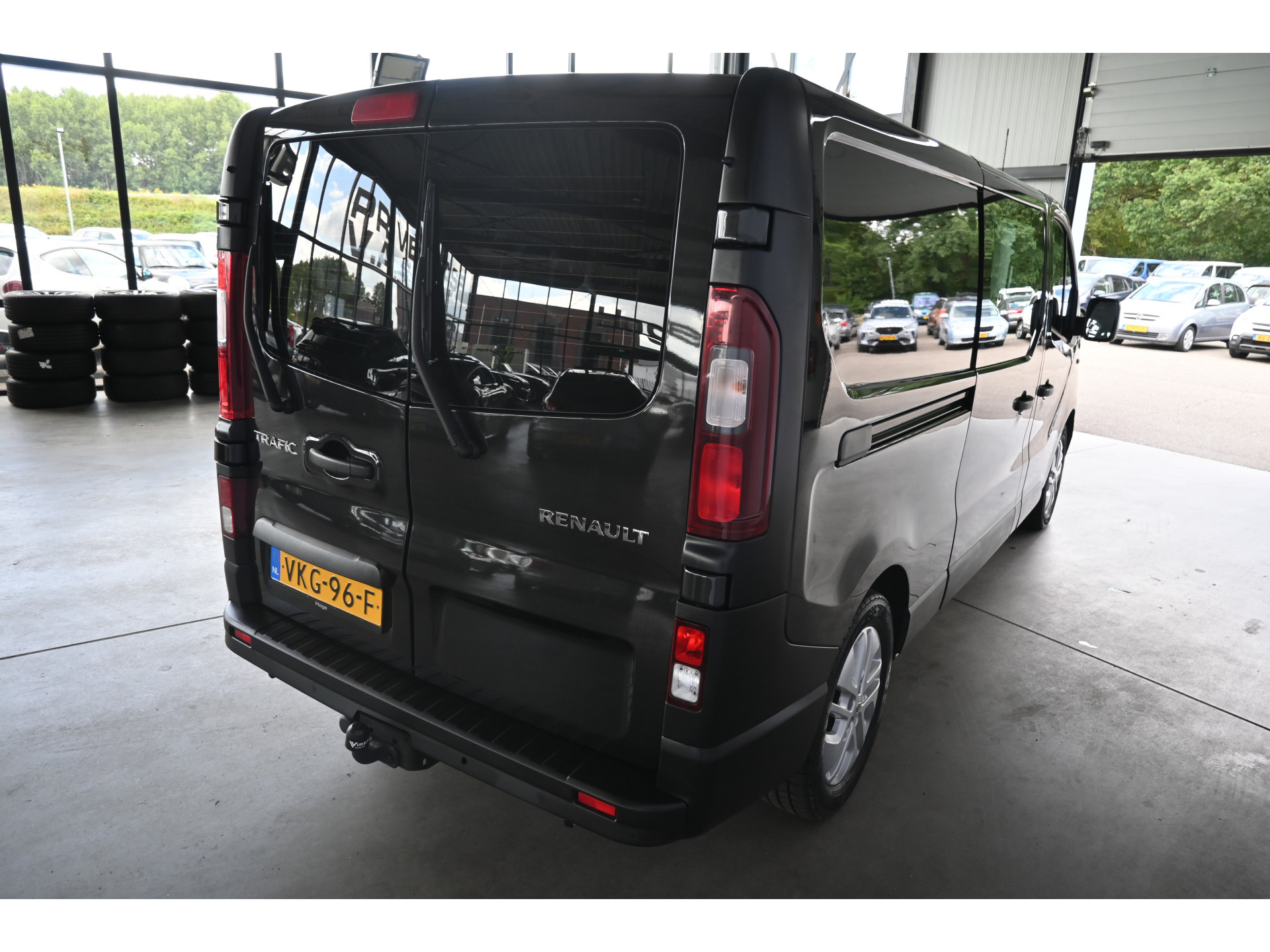Renault Trafic 2.0 dCi Automaat 145 T29 L2H1 DC Comfort Airco Navigatie LED 1e Eigenaar Rijklaarprijs! Inruil Mogelijk!