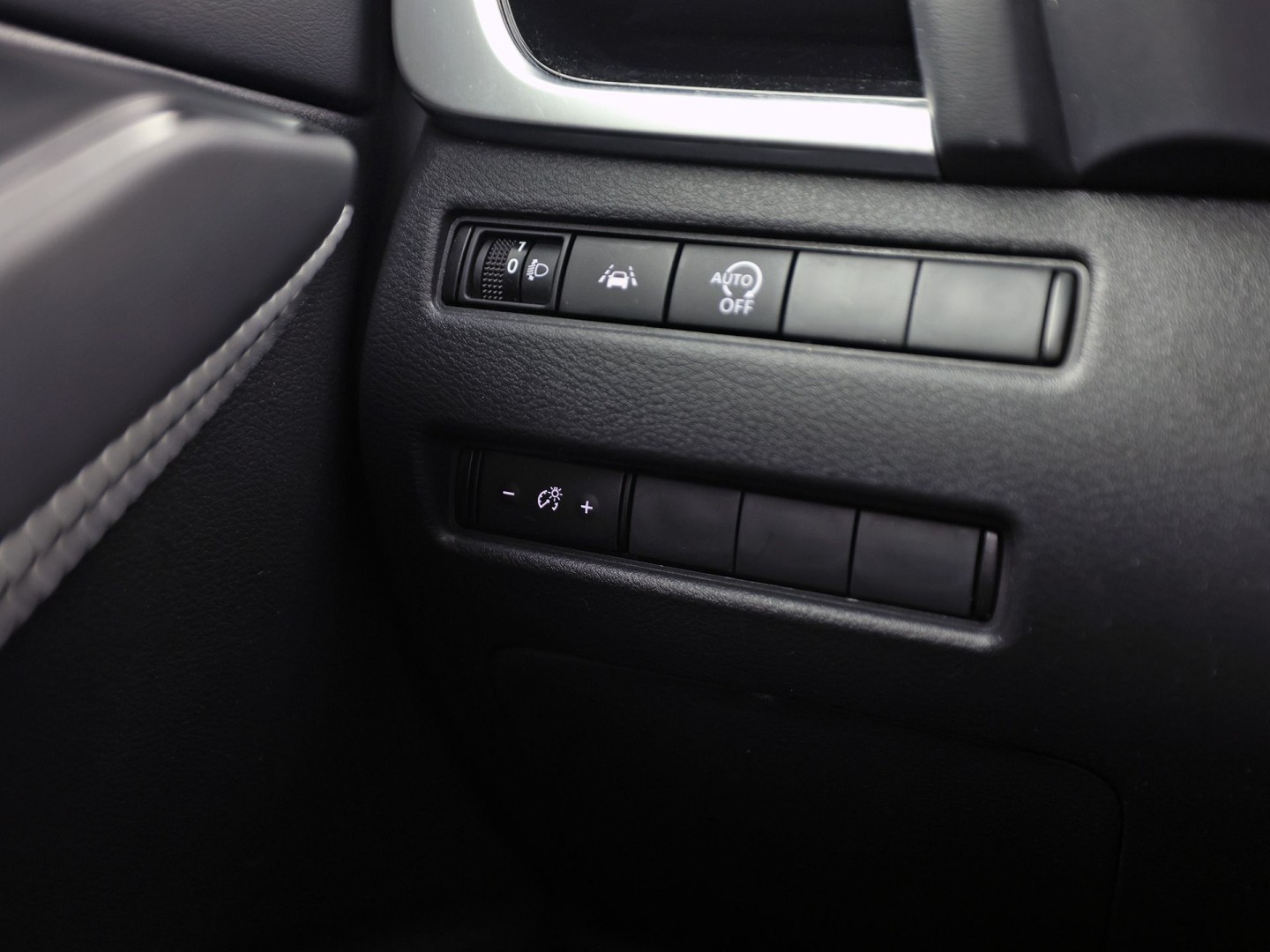 Nissan Qashqai 1.3 MHEV N-Style (GROOT NAVI, 1e EIGENAAR, APPLE CARPLAY, CLIMATE, 360 CAMERA, GETINT GLAS, SPORTSTOELEN, ADAPTIVE CRUISE, LANE ASSIST, NIEUWSTAAT)