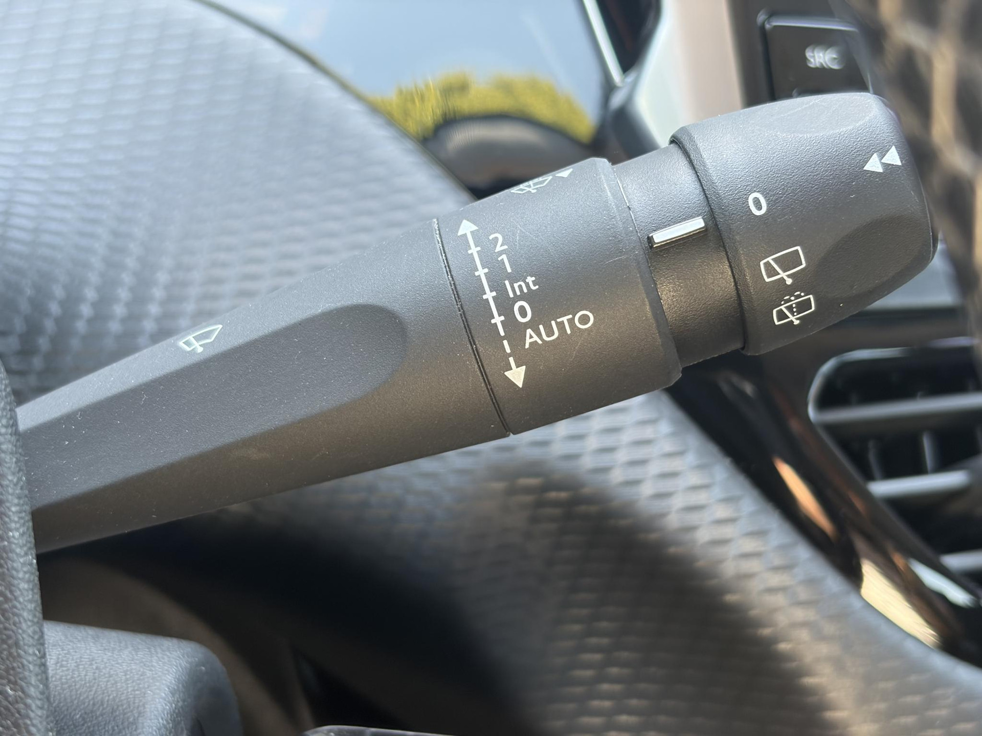 Peugeot 208 1.2 PureTech Allure 1e Eigenaar,D-riem vv in 2023,Afn.Trekhaak,Dealer Onderhouden,Carplay,Navi,Clima,Cruise,Lm velgen,110pk,N.A.P,Pdc,Apk tot 07-2027