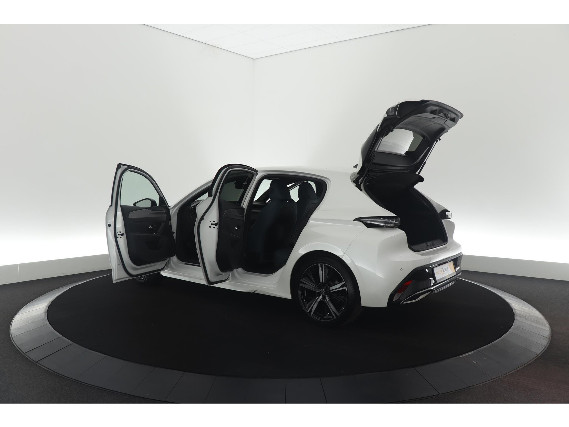 Peugeot 308 PureTech 130 GT Pack Business | Camera | Dodehoekdetectie | Apple Carplay