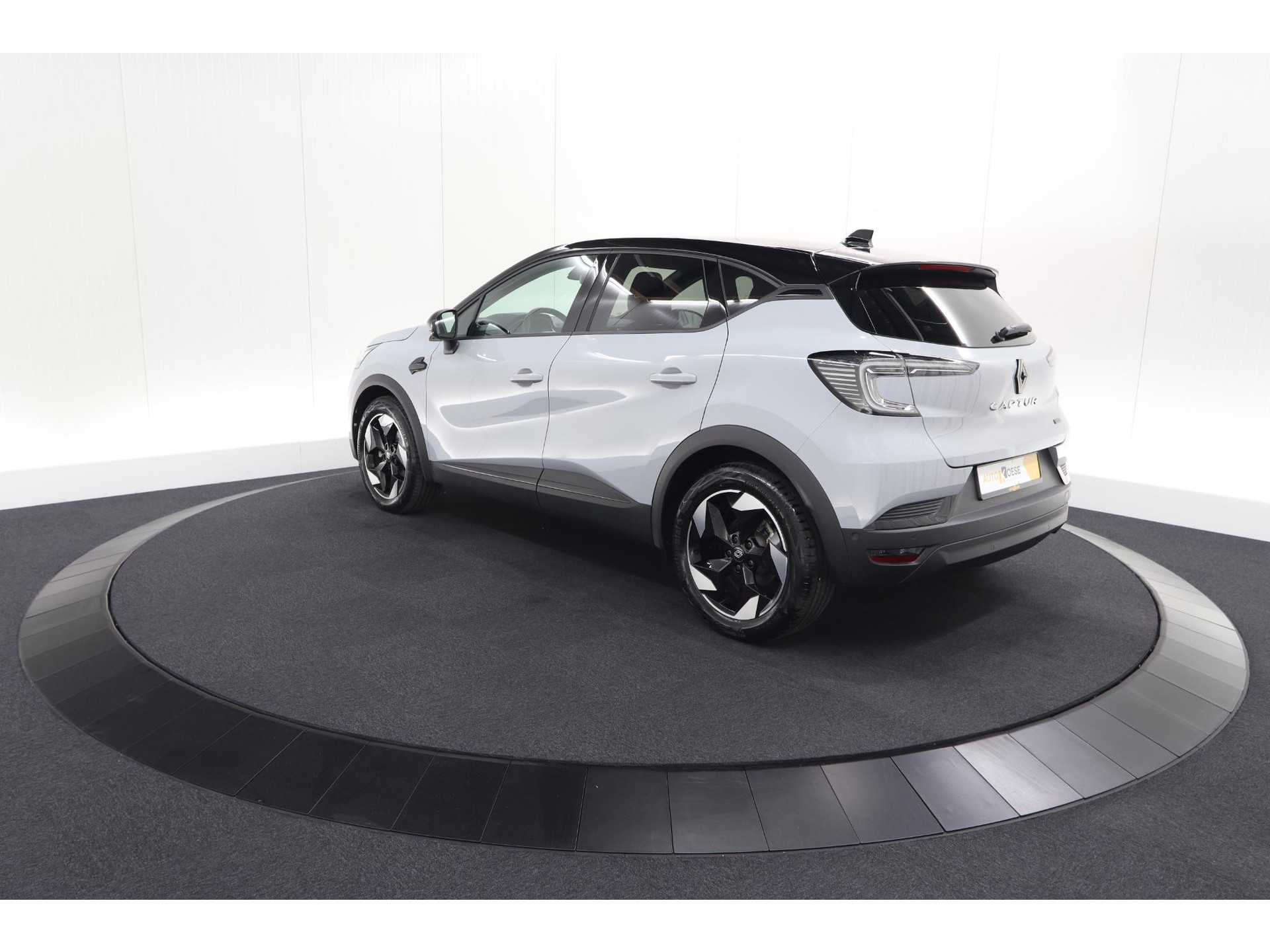 Renault Captur 1.8 E-Tech full hybrid 160 techno | Camera | Adaptieve Cruise Control | Navigatie