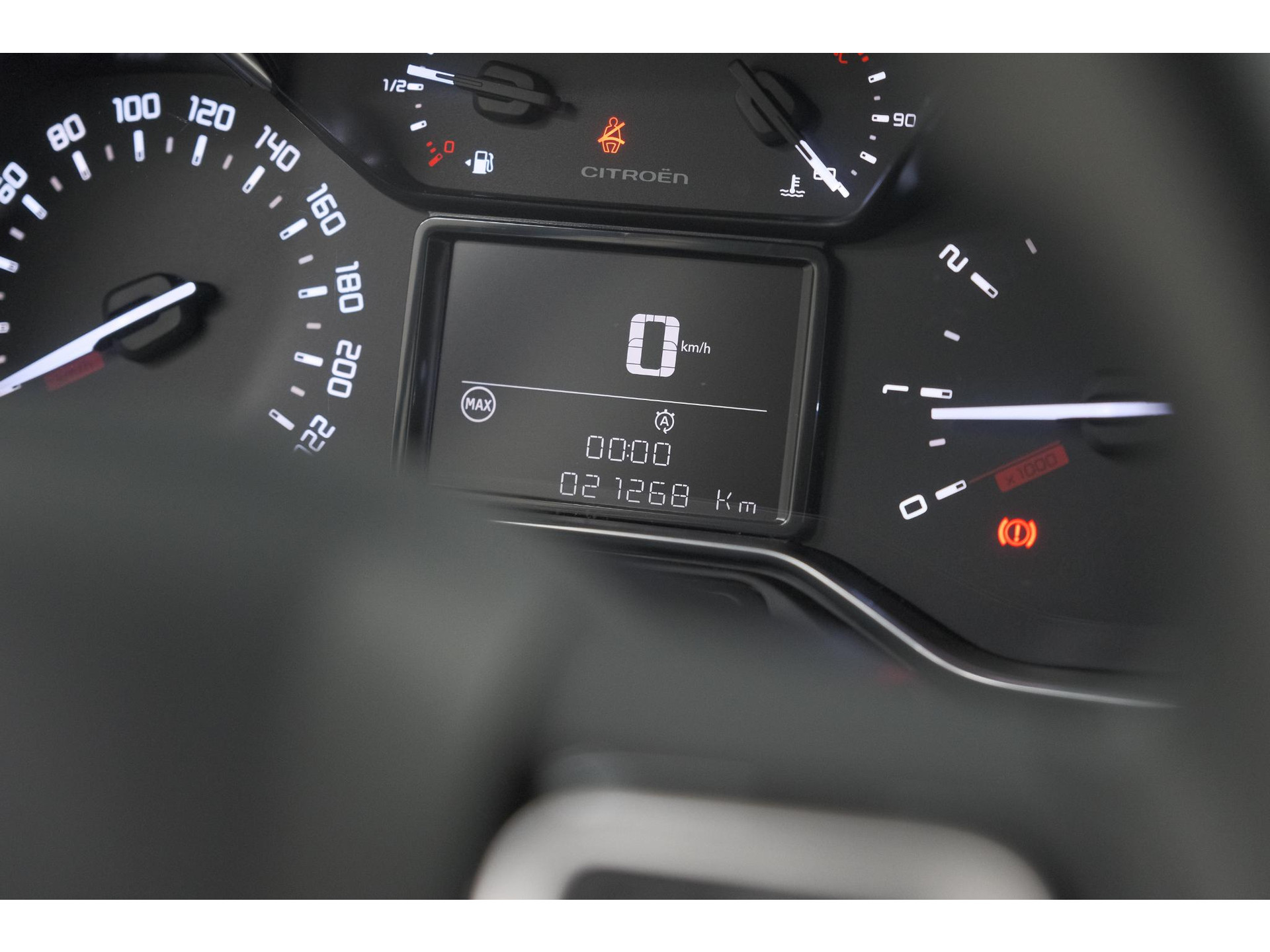 Citroen C3 PureTech 82 Feel Edition | Apple Carplay | Parkeersensoren | Navigatie | Climate Control | 16 Inch Velgen