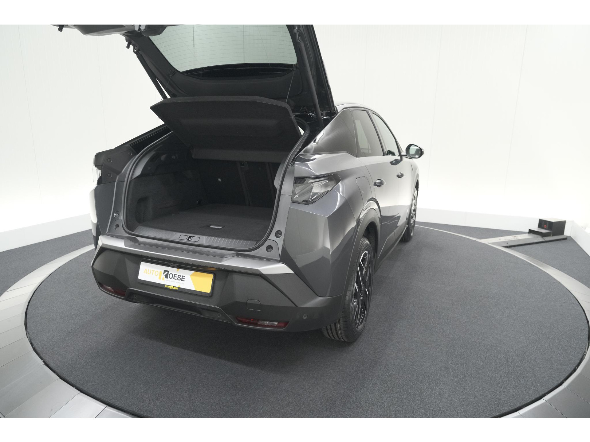 Peugeot 3008 1.2 Hybrid 136 GT | Pack Winter | Camera | Adaptieve Cruise Control | Elektrische Kofferklep