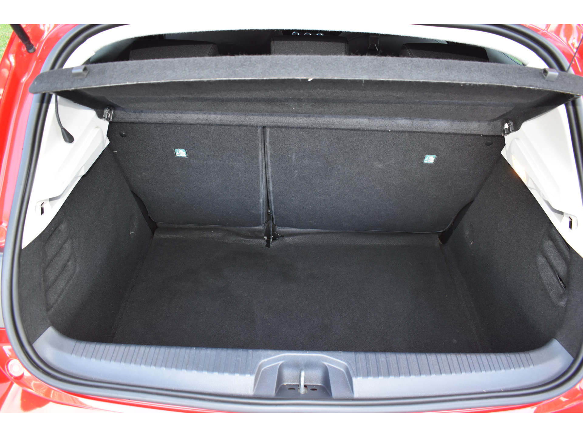 Renault Clio 1.0 TCe Bi-Fuel Zen G3 Gas dus super voordelig rijden 215,- per 3 maanden wegenbelasting Prijs incl. btw Gas kost 0,83 cent per liter