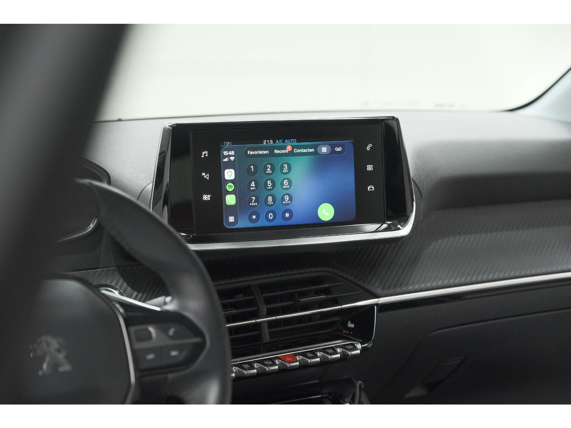 Peugeot 208 PureTech 100 Allure Pack | Parkeersensoren | Apple Carplay | Stoelverwarming