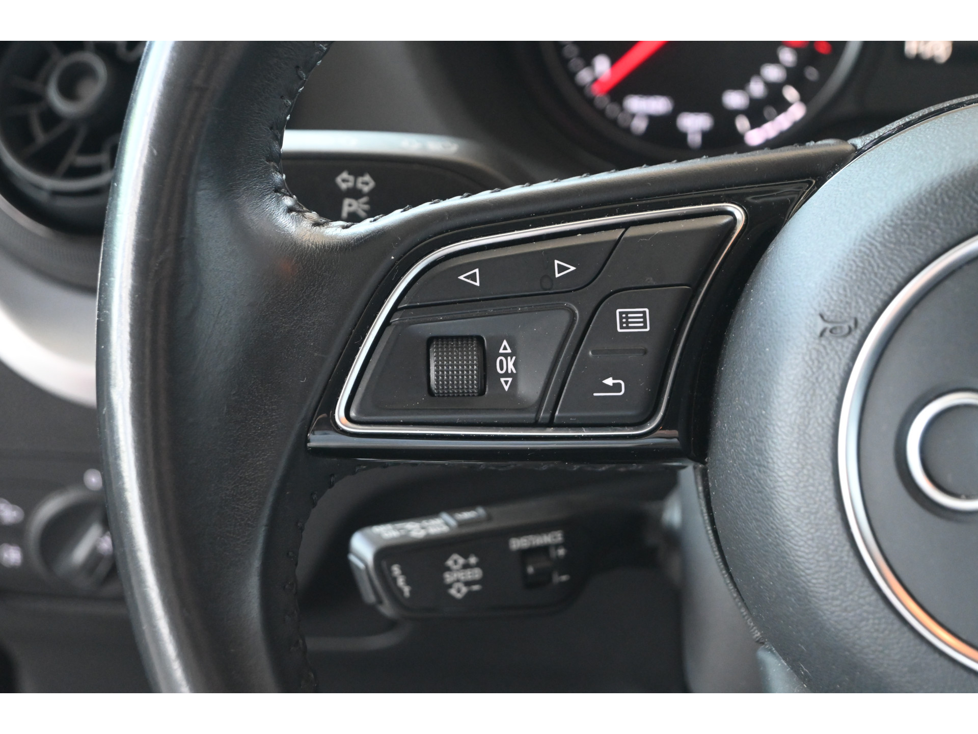 Audi Q2 1.4 TFSI CoD Design Pro Line Plus Automaat Clima Stoelverwarming Navigatie Rijklaarprijs! Inruil Mogelijk!