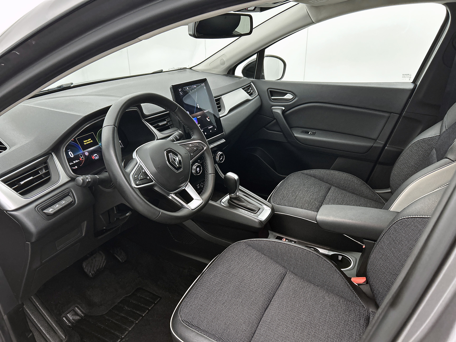 Renault Captur E-Tech full hybrid 145 techno | CAMERA | NAVI GROOT