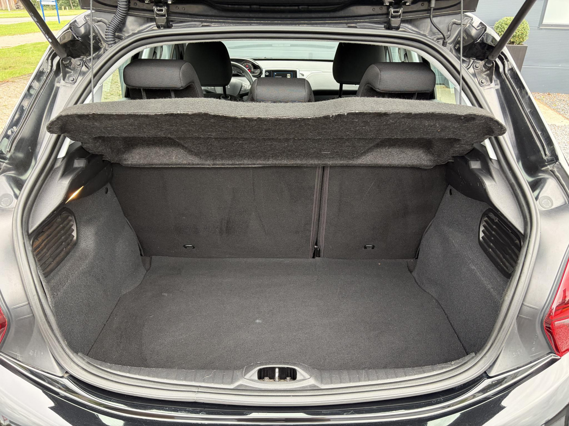 Peugeot 208 1.2 PureTech Blue Lion ✓2e Eigenaar✓Navi✓Carplay✓Airco✓Cruise✓Pdc✓5 Deurs✓N.A.P✓Zeer Zuinig✓Weinig Km✓Apk tot 10-2027
