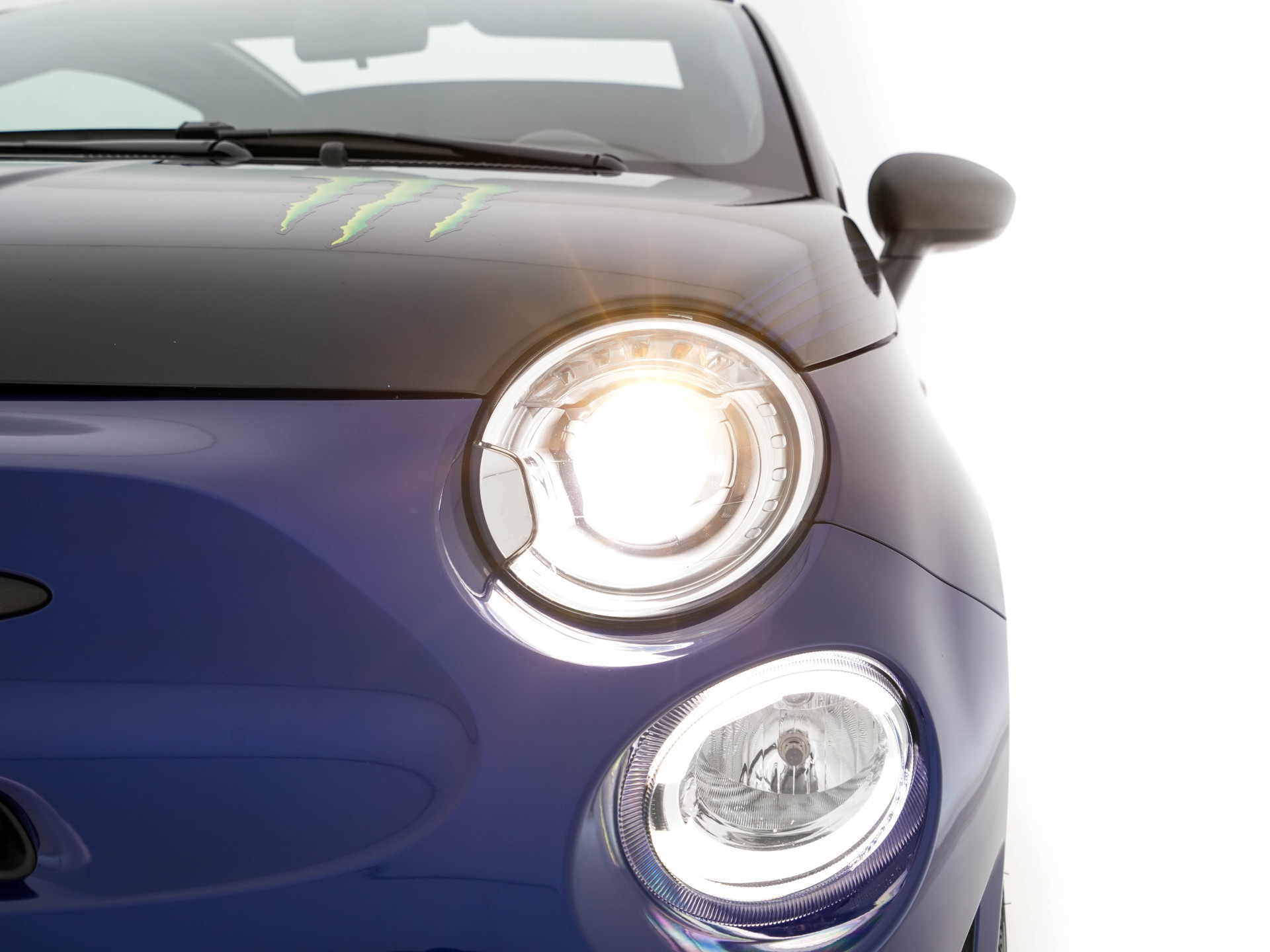 Abarth 500 C 1.4 T-Jet 595 Yamaha Factory Racing Edition Monster [ 1 of 2000 ] (INCL-BTW ) *! POCKET-ROCKET ! | NAVI-FULLMAP | XENON | CARPLAY | SPORT-EXHAUST | DAB | SPORT-SEATS | 17"ALU*