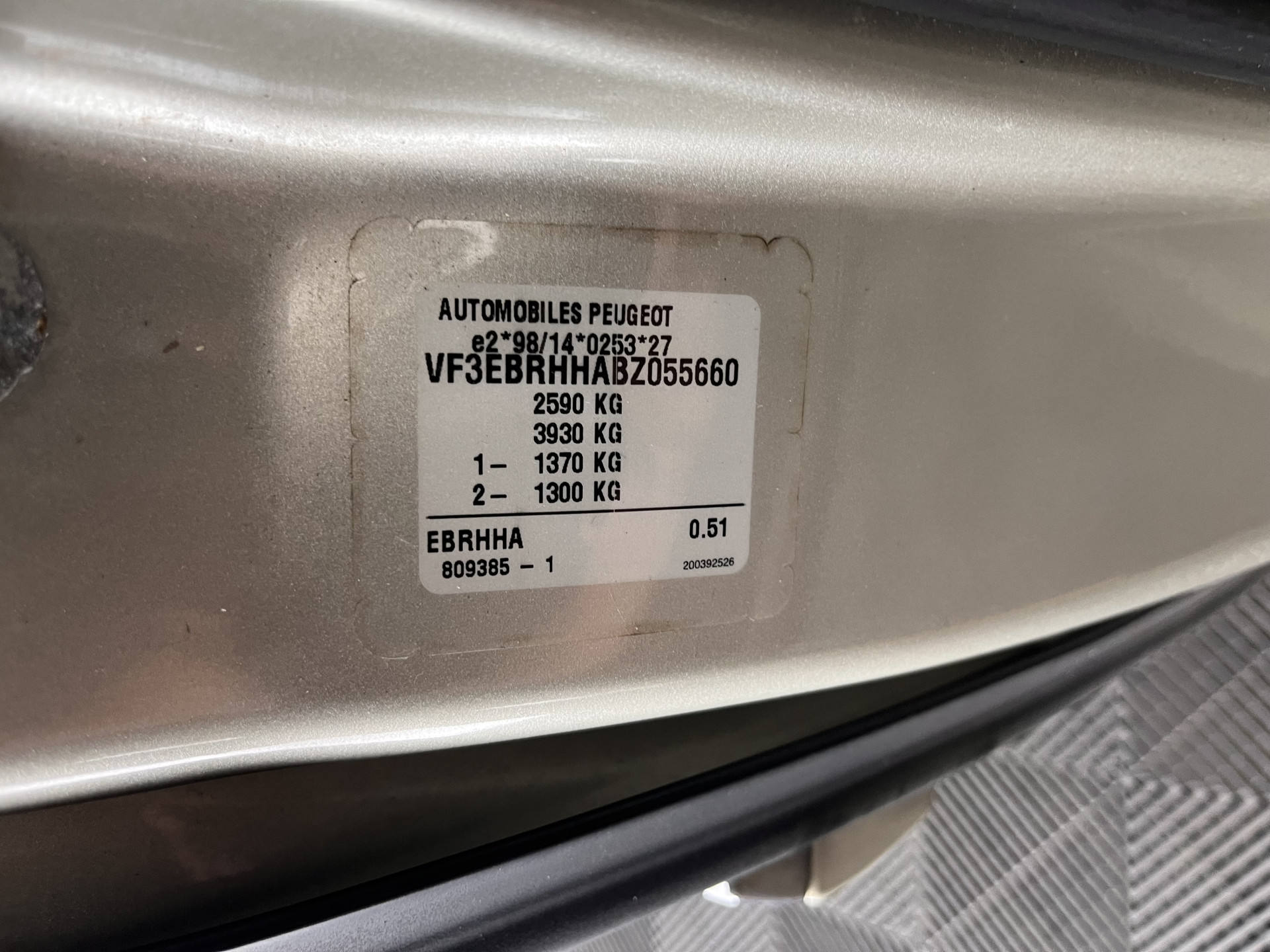 Peugeot 807 2.0 HDiF ST [ 7-Pers. ] Aut. *NAVI-FULLMAP | XENON | VELOURS-COMFORT-SEATS | HEATED-SEATS | ECC | PDC | CRUISE | TOWBAR | 16''ALU*