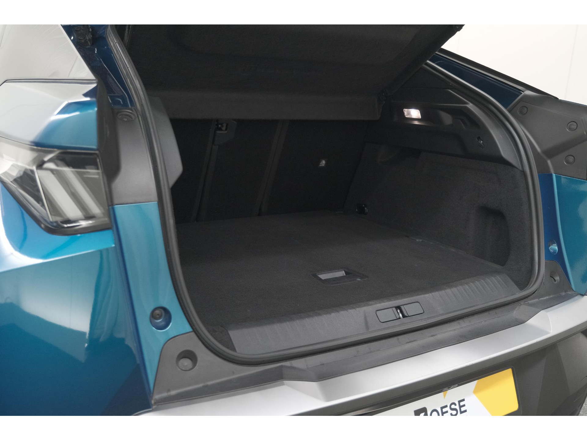 Peugeot 3008 Hybrid 136 e-DSC6 Allure | Camera | Apple Carplay | Parkeersensoren
