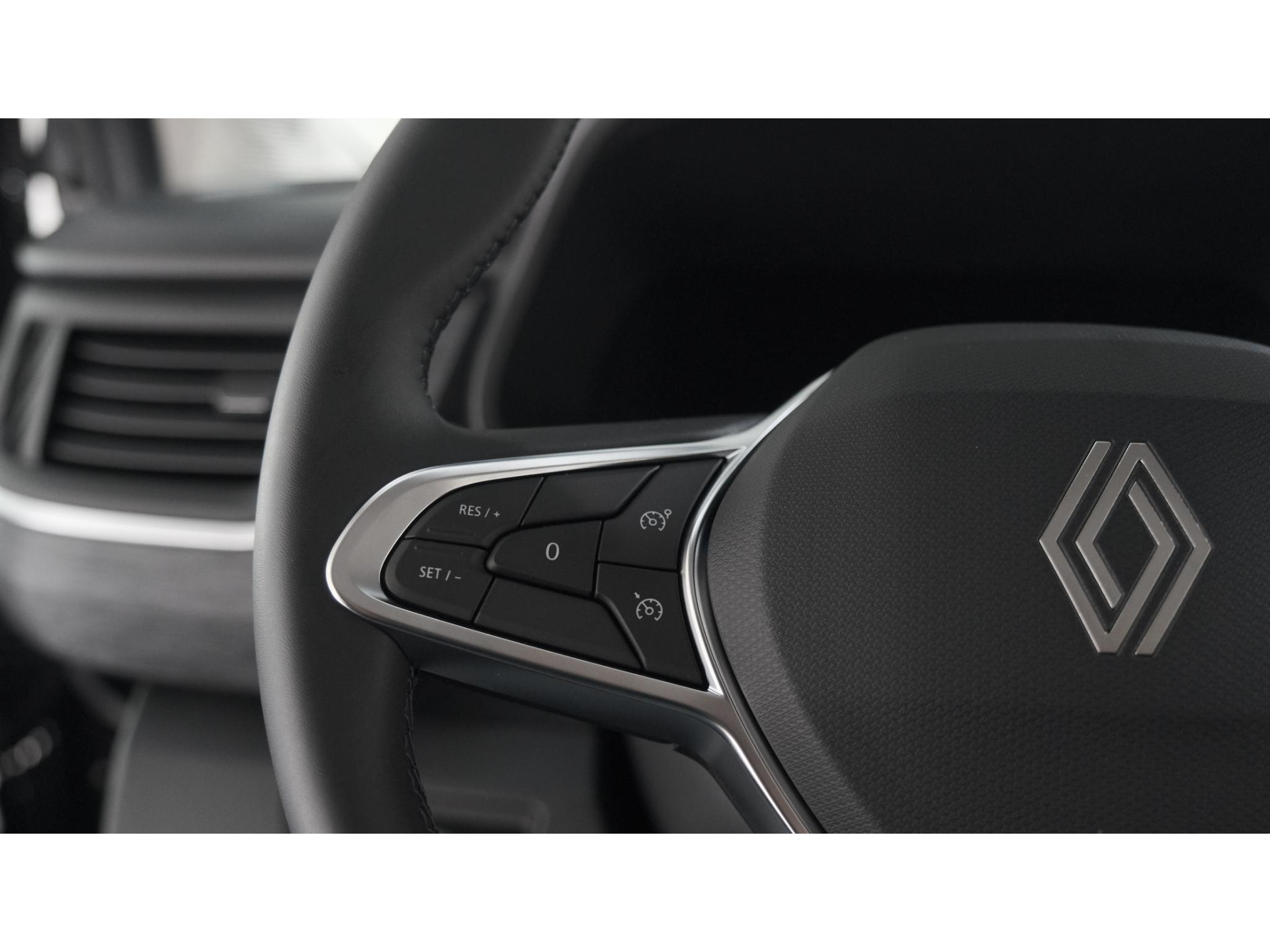 Renault Trafic 2.0 Blue dCi EDC 170 T29 L2H1 Extra DC | 6 Zitlplaatsen | Camera | Navigatie | Climate Control | Dubbele Cabine