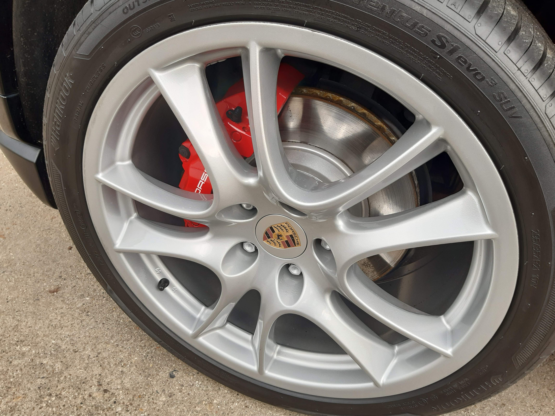 Porsche Cayenne GTS Uniek Exemplaar met lage kilometers Volledige onderhoudshistorie van Porsche-dealer beschikbaar,