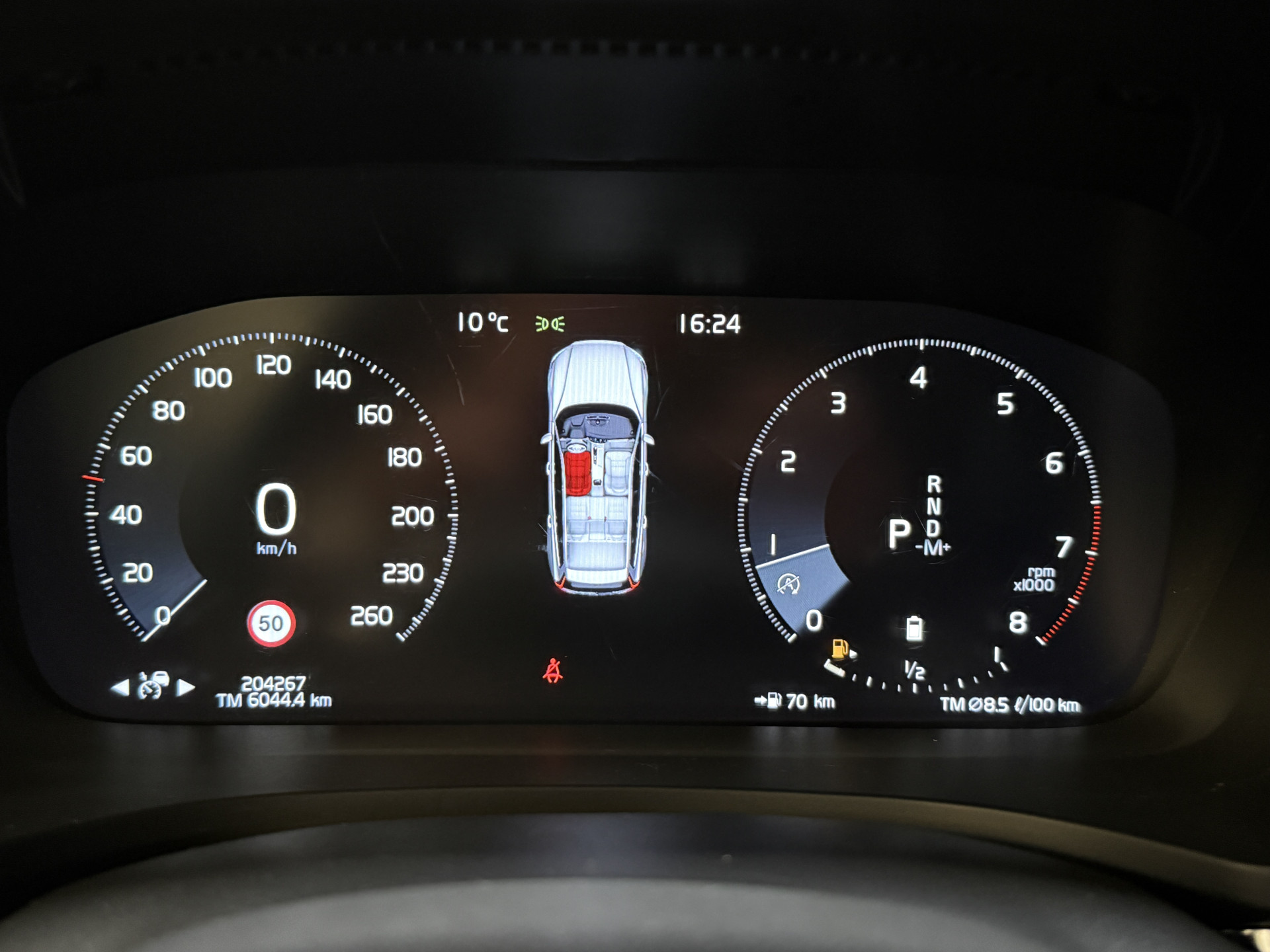 Volvo V60 2.0 B4 Business Pro | R-Design | Stoel/Stuurverwarming | Camera | Navi | Panoramadak