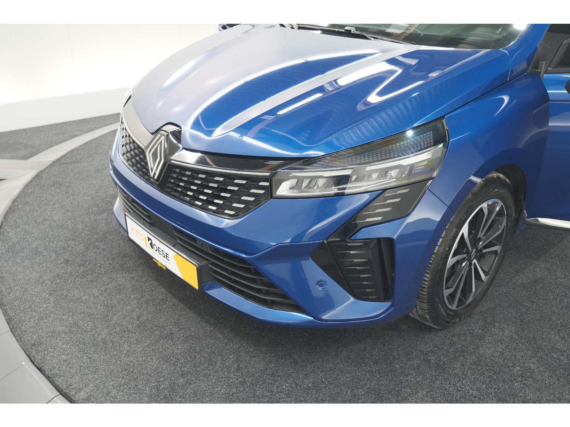 Renault Clio TCe 90 GPF Techno | 360 Camera | Dodehoekdetectie | Adaptieve Cruise Control
