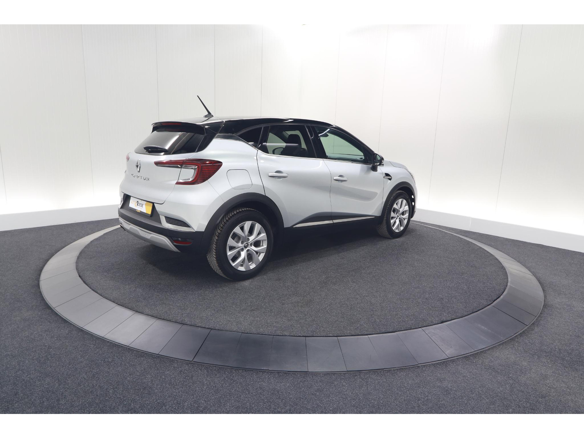Renault Captur TCe 100 Intens | Camera | Navigatie | Parkeersensoren