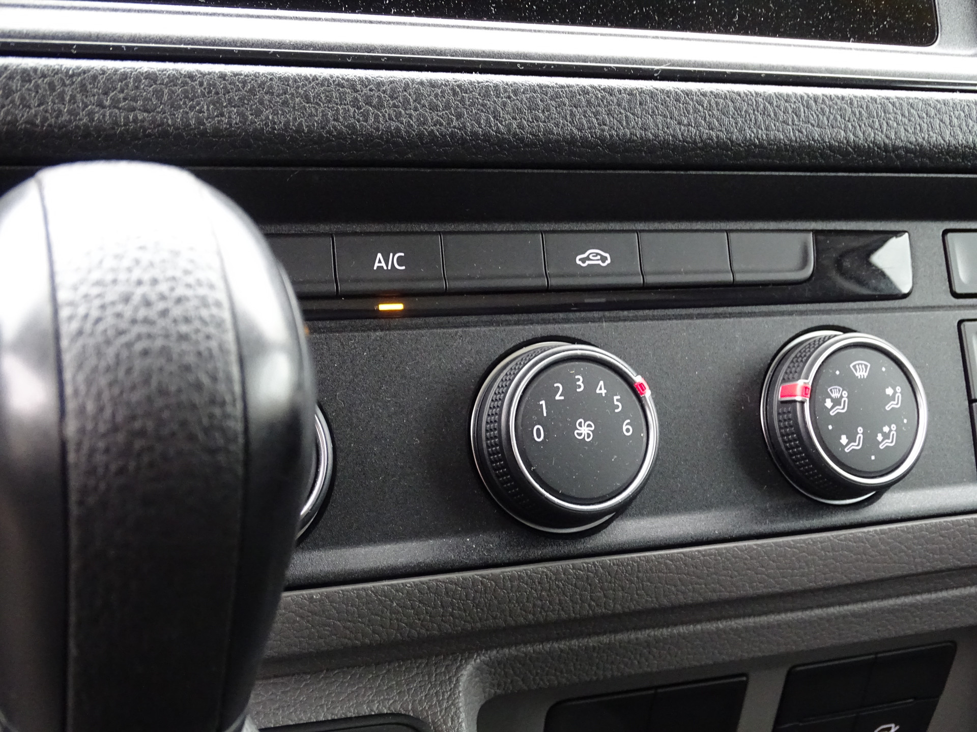 Volkswagen Crafter 2.0 TDI | 141 PK | Bakwagen | BPM Vrij |