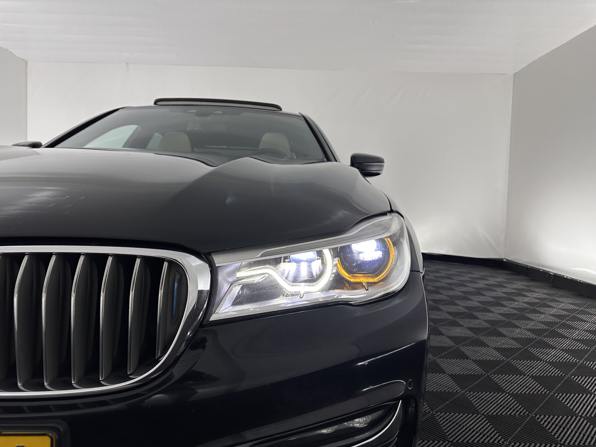BMW 7-serie 740Le xDrive iPerformance High Executive (Plug-In) Aut. *PANO | LEATHER | MASSAGE | HARMAN/KARDON | MEMORY-PACK | BLIS | TOPVIEW |  HEAD-UP | ADAPTIVE-CRUISE | FULL-LED | ENTERTAINMENT | DAB+ | ..