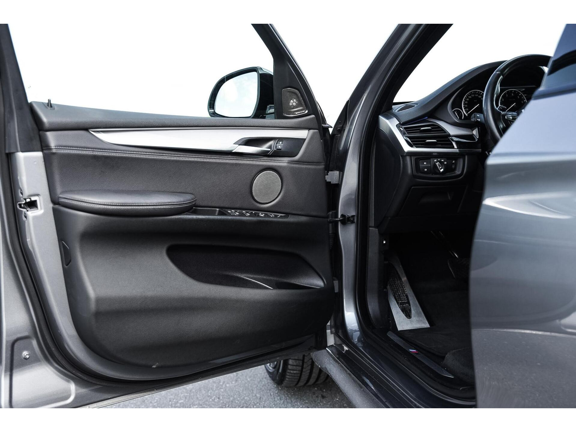 BMW X5 40e M Sport Pano HUD Harman Kardon Trekhaak 360° LED