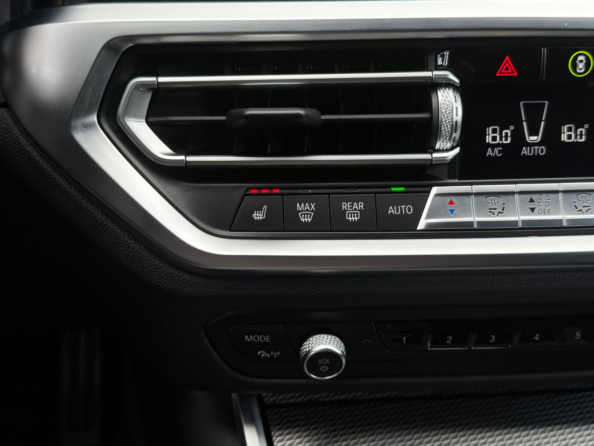 BMW 3-serie Touring 330E 292PK XDrive M-Sport Shadow Head-UP Laser