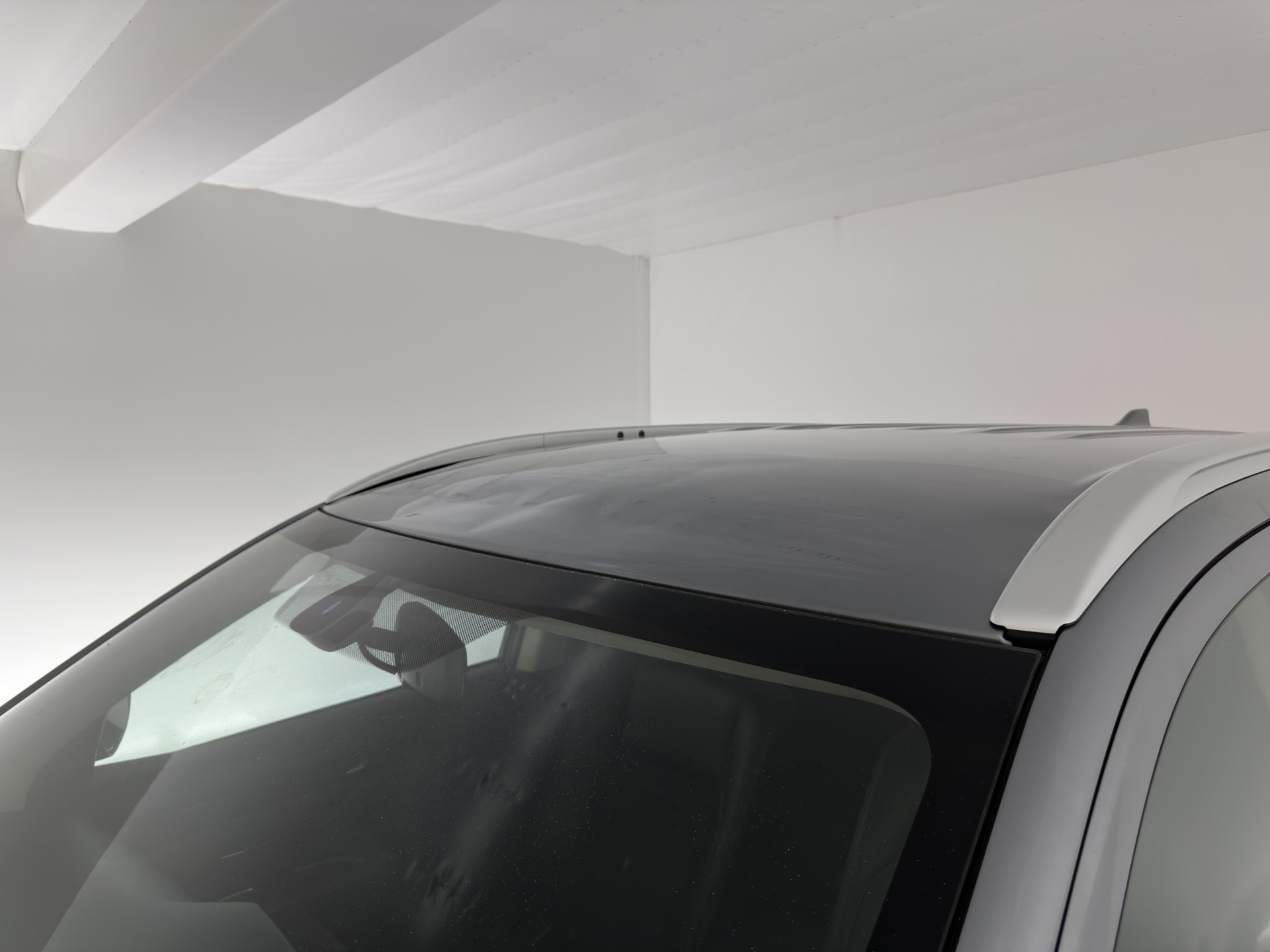 Mitsubishi Outlander 2.0 PHEV (Plug-In) Pure (INCL-BTW) Aut. *LEATHER-MICROFIBRE | COMFORTSEATS | CARPLAY | CAMERA | DAB+ | KEYLESS | PRIVACY-GLASS | SHIFT-PADDLES | TOWBAR | 16''ALU*