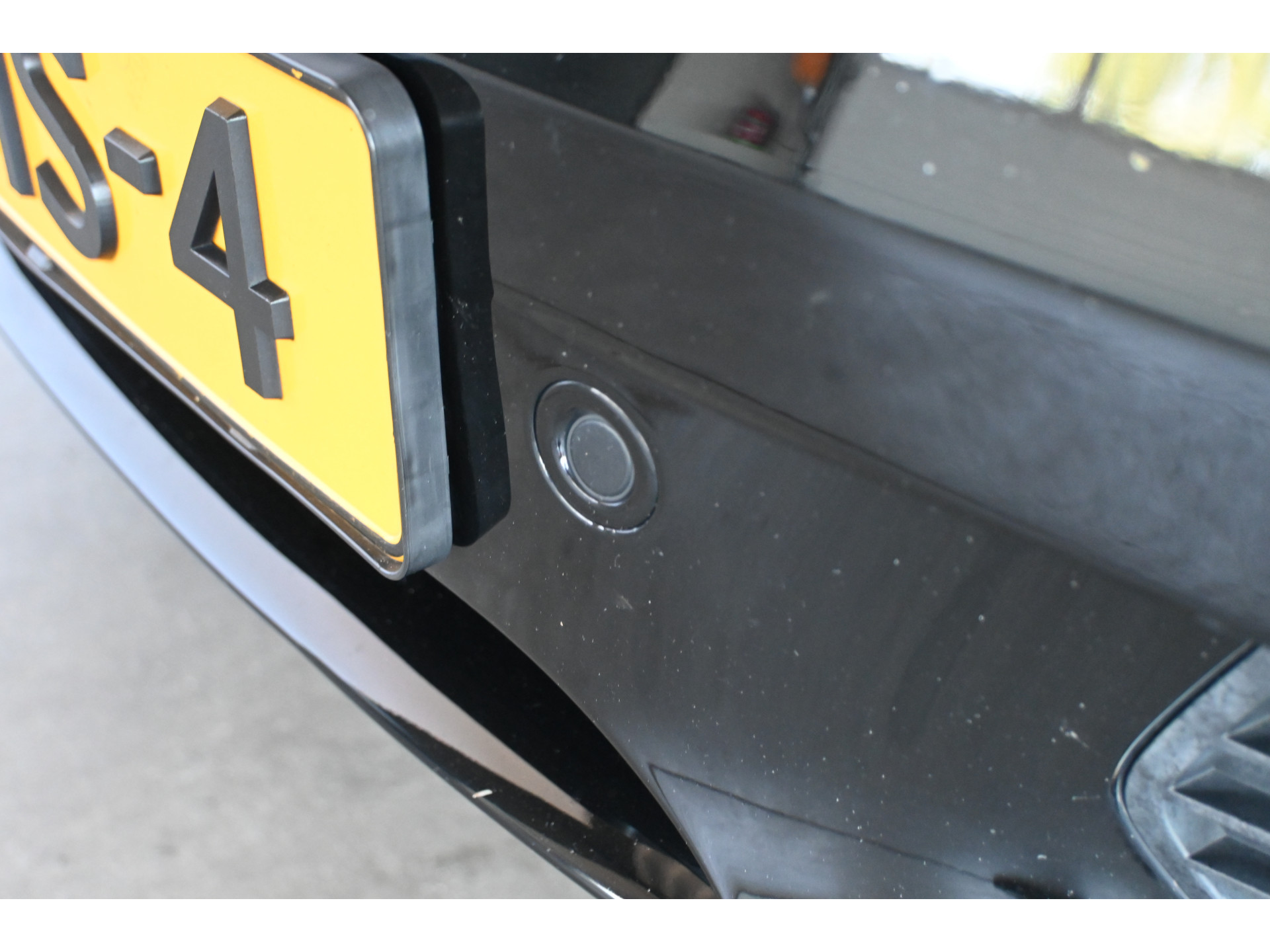 BMW 1-serie 116i Business+ Clima Cruise control Navigatie Xenon Stoelverwarming Inruil Mogelijk!
