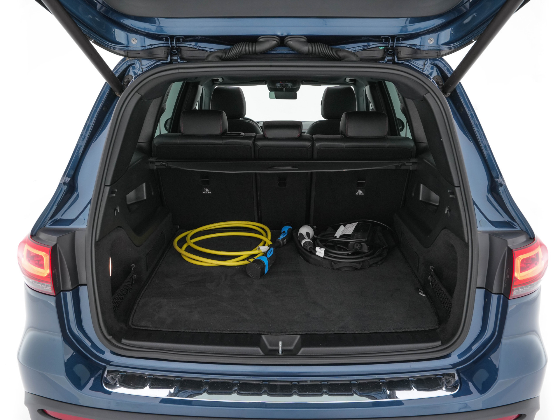 Mercedes-Benz EQB 300 4MATIC AMG-Line 67 kWh [ 3-Fase ] (INCL-BTW) *PANO | HEAD-UP | LEATHER-MICROFIBRE | MEMORY-PACK | WIDE-SCREEN-COCKPIT | FULL-LED | BLINDSPOT | AMBIENT-LIGHT | TOPVIEW | NAVI-FULLMAP | DAB+ | COMFORT/SEATS | ...