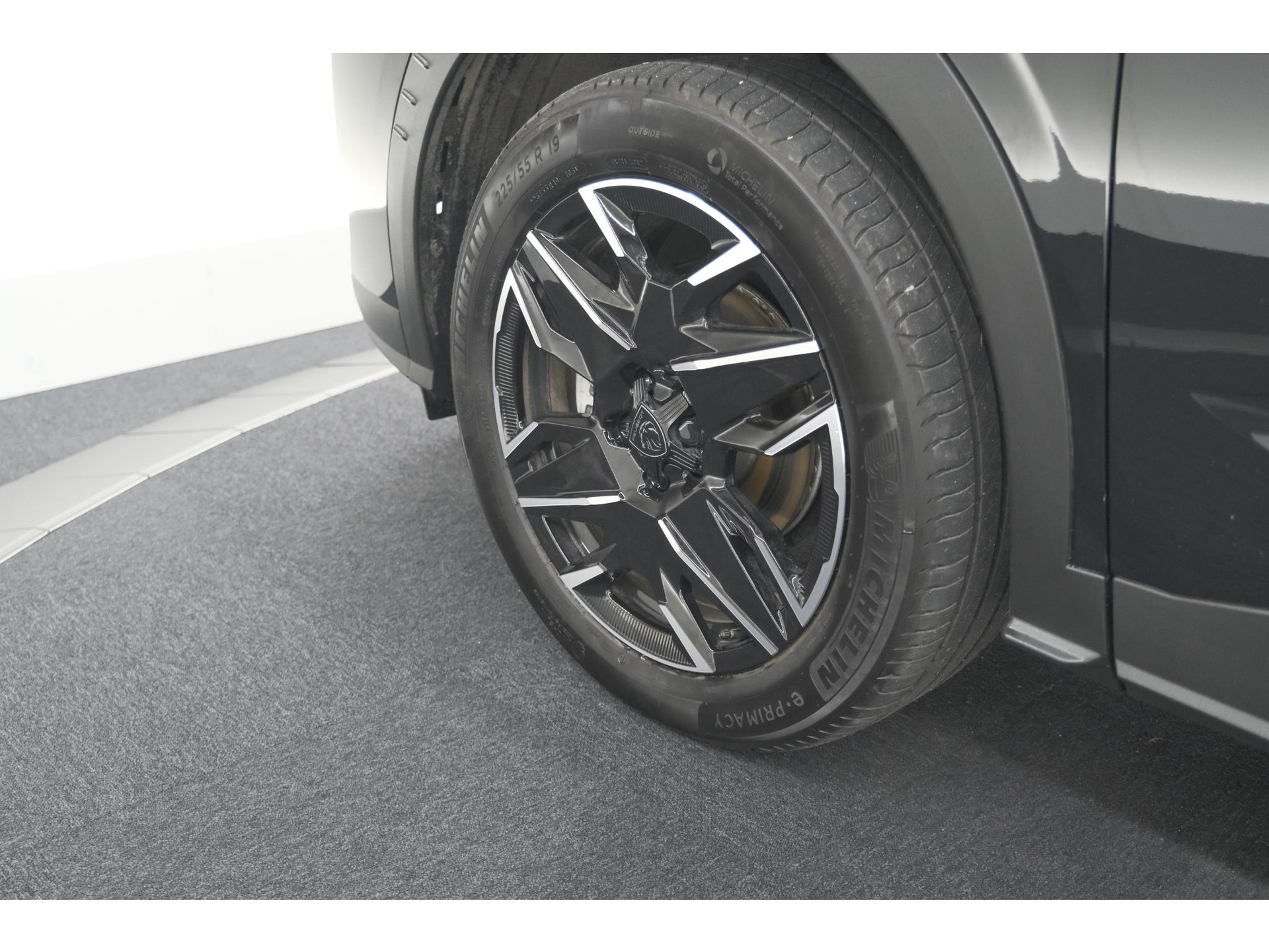 Peugeot 3008 1.2 Hybrid 145 GT | Adaptieve Cruise Control | Camera | Elektrische Kofferklep | Apple Carplay