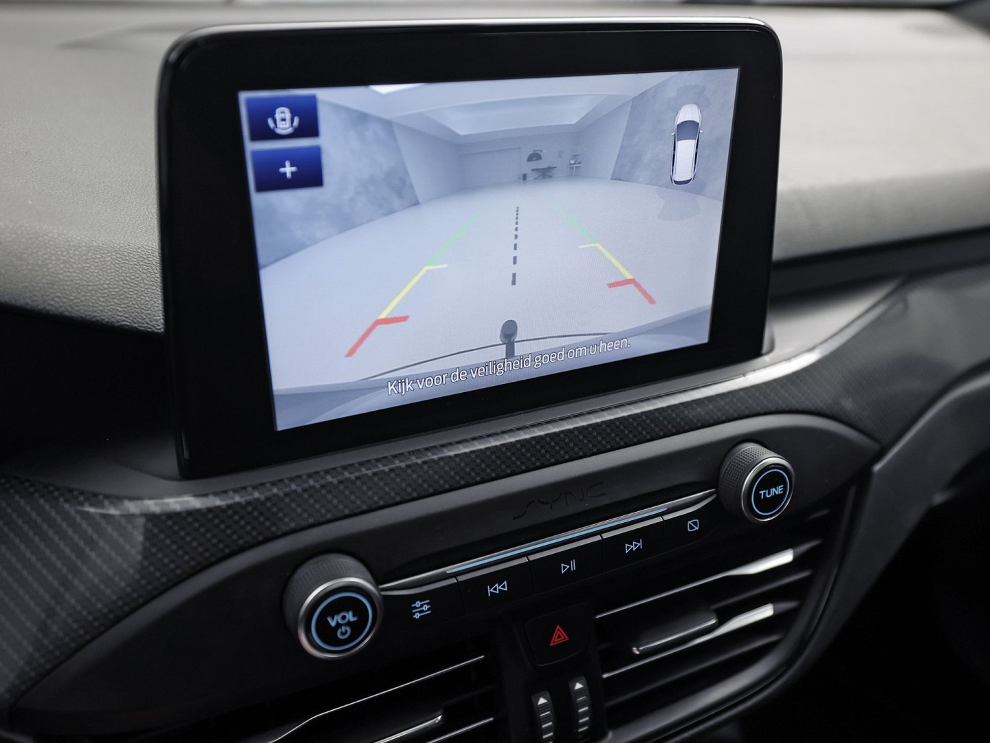 Ford Focus 1.0 EcoBoost ST Line 125Pk (PANORAMADAK, APPLE CARPLAY, GROOT NAVI, STUUR/STOELVERWARMING, BANG&OLUFSEN, TREKHAAK, SPORTSTOELEN, GETINT GLAS, ADAPTIVE CRUISE, LED KOPLAMPEN, NIEUWSTAAT)