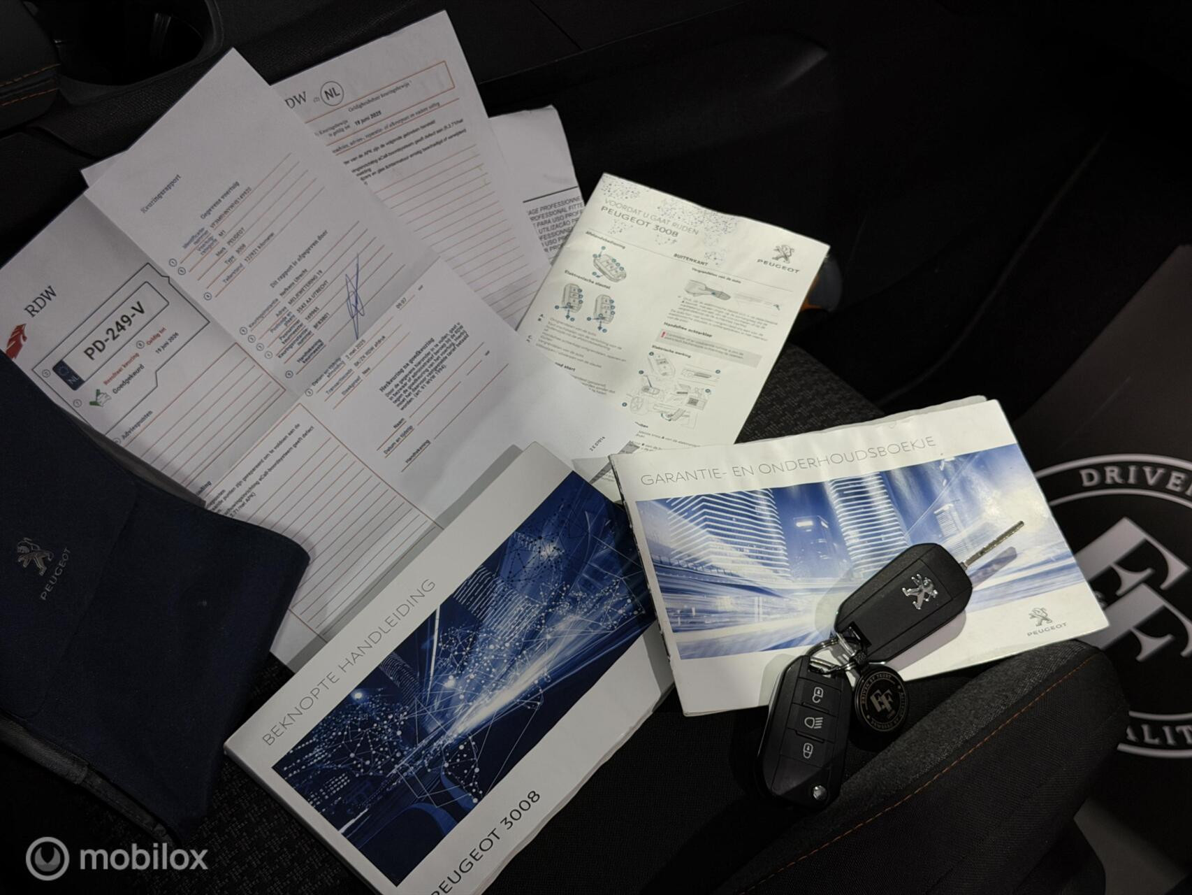 Peugeot 3008 1.2 PureTech Active|Automaat|CarPlay|Camera|Trekhaak|NAP