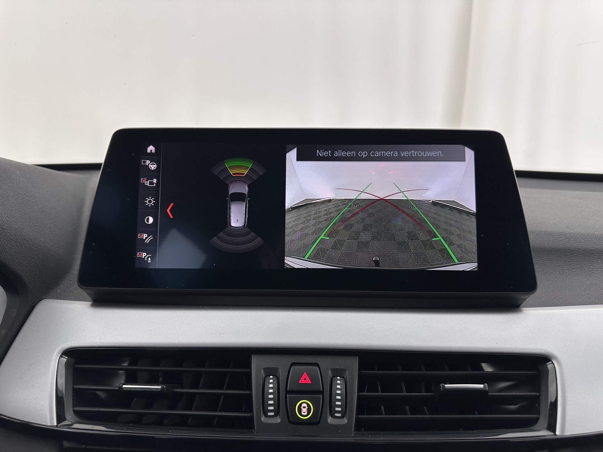 BMW X1 xDrive25e eDrive Edition ( Plug-In ) (INCL-BTW) *LEATHER | FULL-LED | HARMAN/KARDON | CAMERA | HEATED-COMFORTSEATS | NAVI-FULLMAP | ECC | KEYLESS |  PDC | CRUISE | DAB | TOWBAR | HEAD-UP | 17''ALU*