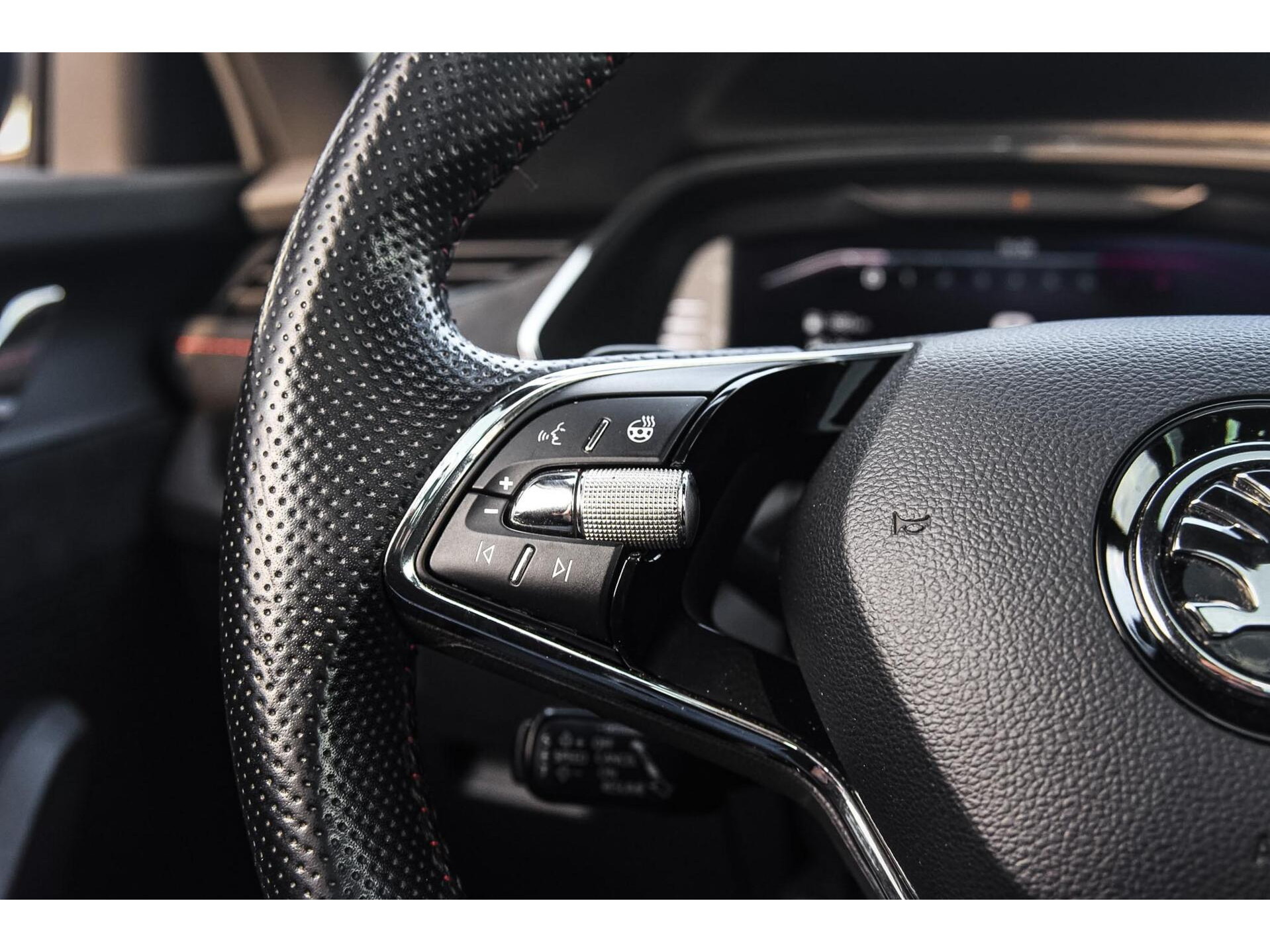 Skoda Octavia Combi RS iV 245PK Pano Matrix HUD