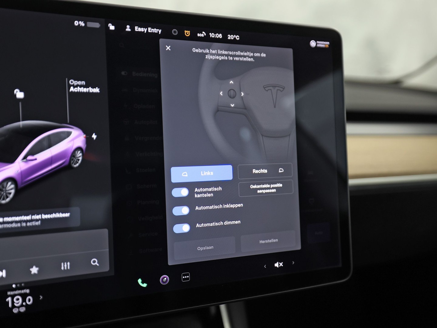 Tesla Model 3 Standard RWD Plus 60 kWh 283Pk Automaat (PANORAMADAK, AUTOPILOT, SOH 85,7%, LEDER, CAMERA, MEMORY SEATS, NAVIGATIE, NIEUWSTAAT)