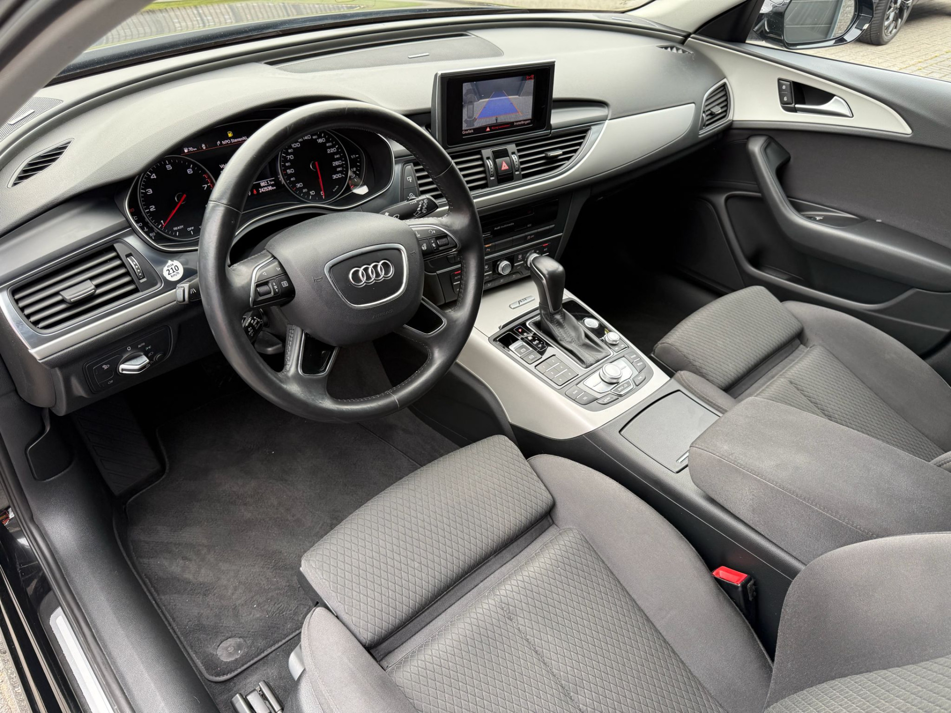 Audi A6 Avant 1.8 TFSI ultra Premium Edition | 1E EIGENAAR | 3/6/12MND GARANTIE | ACC | DODE HOEK | LED | STOEL/STUUR VERWM. | DAB | NAVI | TREKHAAK |