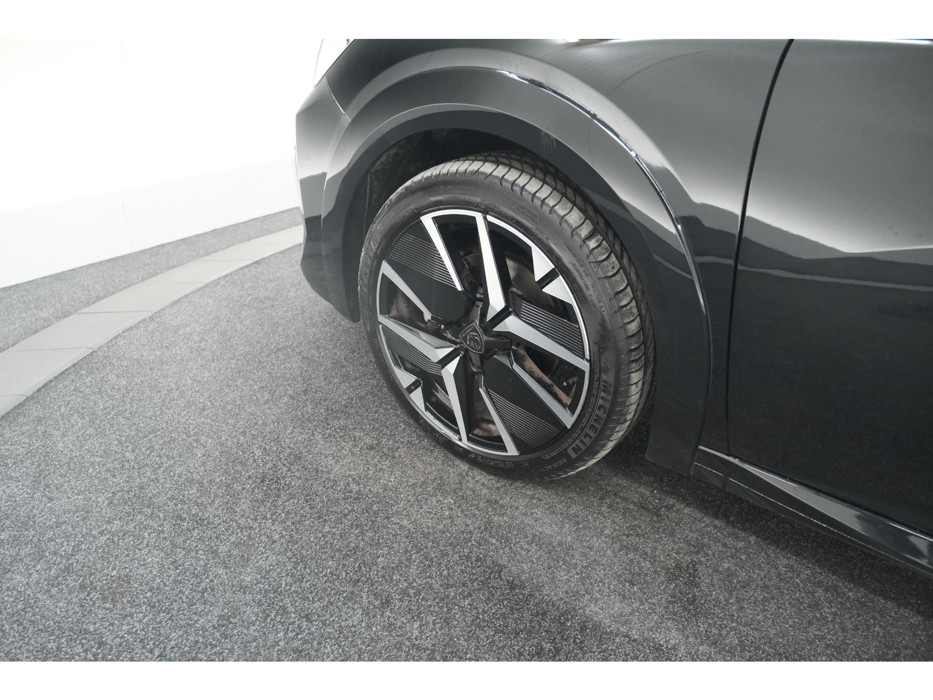 Peugeot 208 PureTech 100 GT | Camera | Navigatie | Apple Carplay | Parkeersensoren