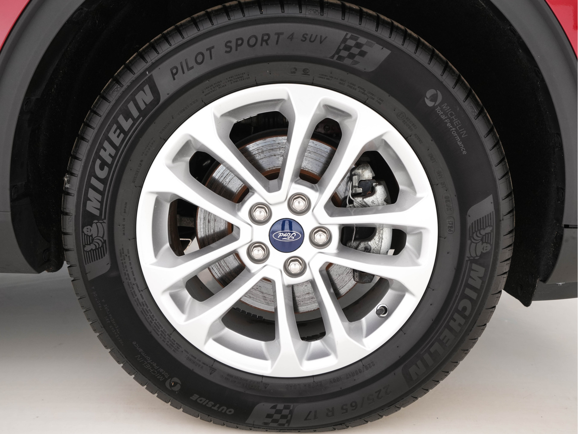 Ford Kuga 2.5 PHEV Titanium (INCL-BTW) *DIGI-COCKPIT | ADAPTIVE-CRUISE | BLINDSPOT | PARK-PILOT | CAMERA | NAVI-FULLMAP | HEATED-SEATS | COMFORT-SEATS | ECC | CARPLAY | PDC | DAB | LANE-ASSIST | 17''ALU*