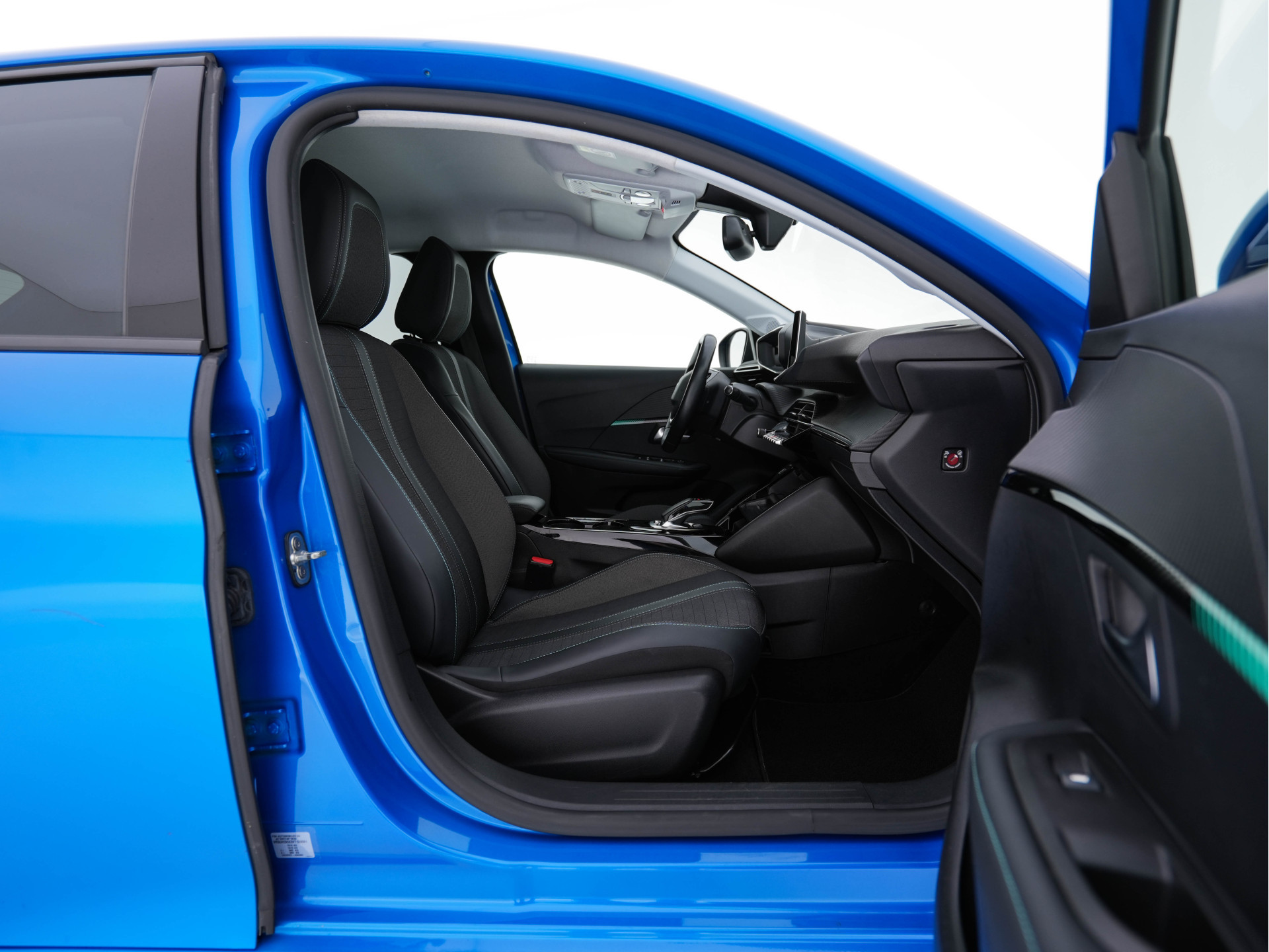 Peugeot e-208 EV Allure 50 kWh {SOH-91%} Aut *HEATPUMP | FULL-LED | DIGI-COCKPIT | BLINDSPOT | CAMERA | NAVI-FULLMAP | LANE-ASSIST | KEYLESS | DAB | CCS-FASTLOADER | TOPVIEW | AMBIENTLIGHT | PRIVACYGLASS | 17"ALU*