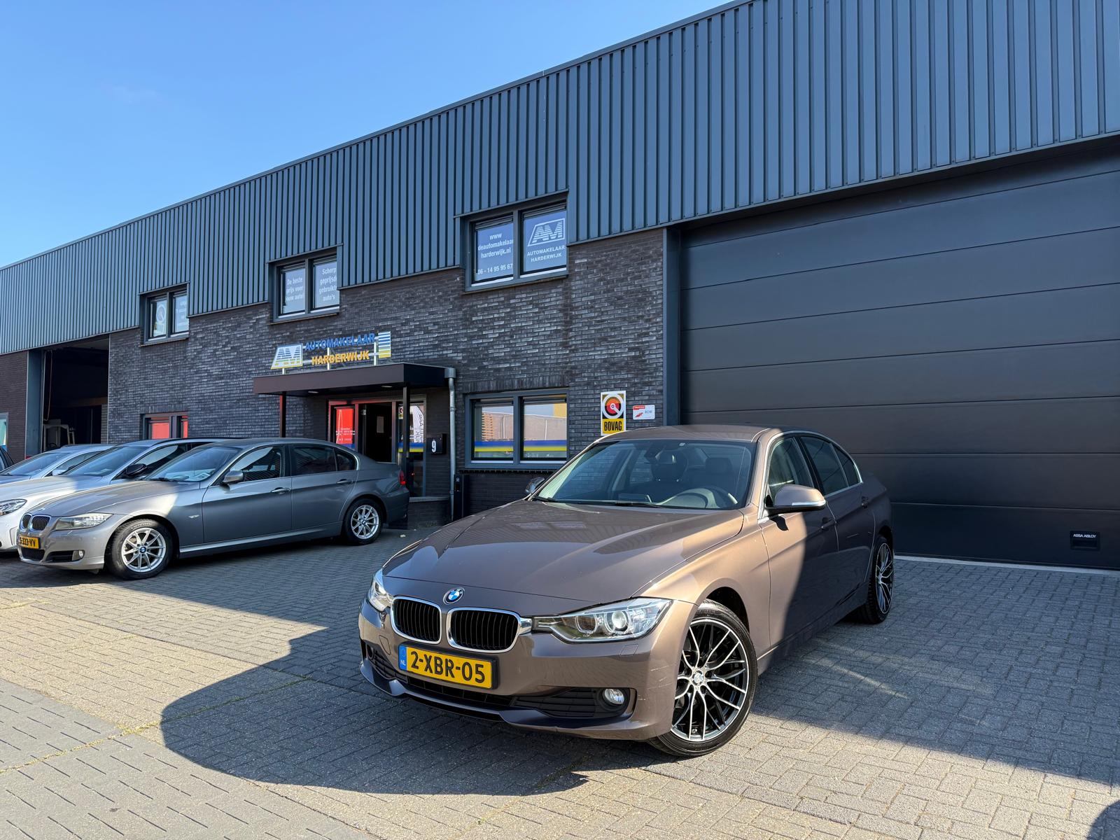 BMW 3-serie 316i Executive | 3/6/12MND GARANTIE | AUTOMAAT | CRUISE | NAVI | ELECRAMEN | CLIMA | LED |