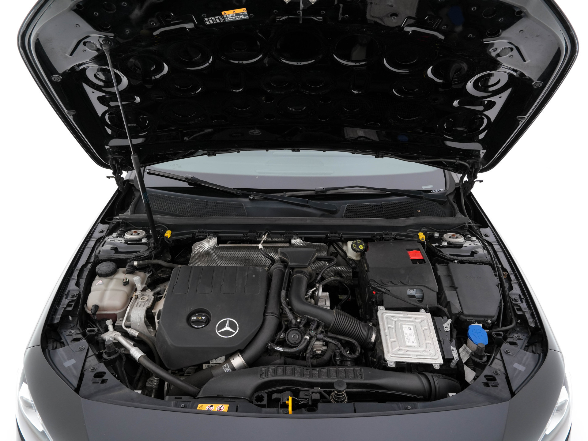 Mercedes-Benz A-klasse 160 Business Solution (INCL-BTW) *LEATHER- FABRIC | FULL-LED | WIDE-SCREEN-COCKPIT | CAMERA | NAVI-FULLMAP | HEATED-COMFORTSEATS | ECC | PRIVACY-GLASS | PDC | KEYLESS | CRUISE | CARBON-INLAY | 16''ALU*