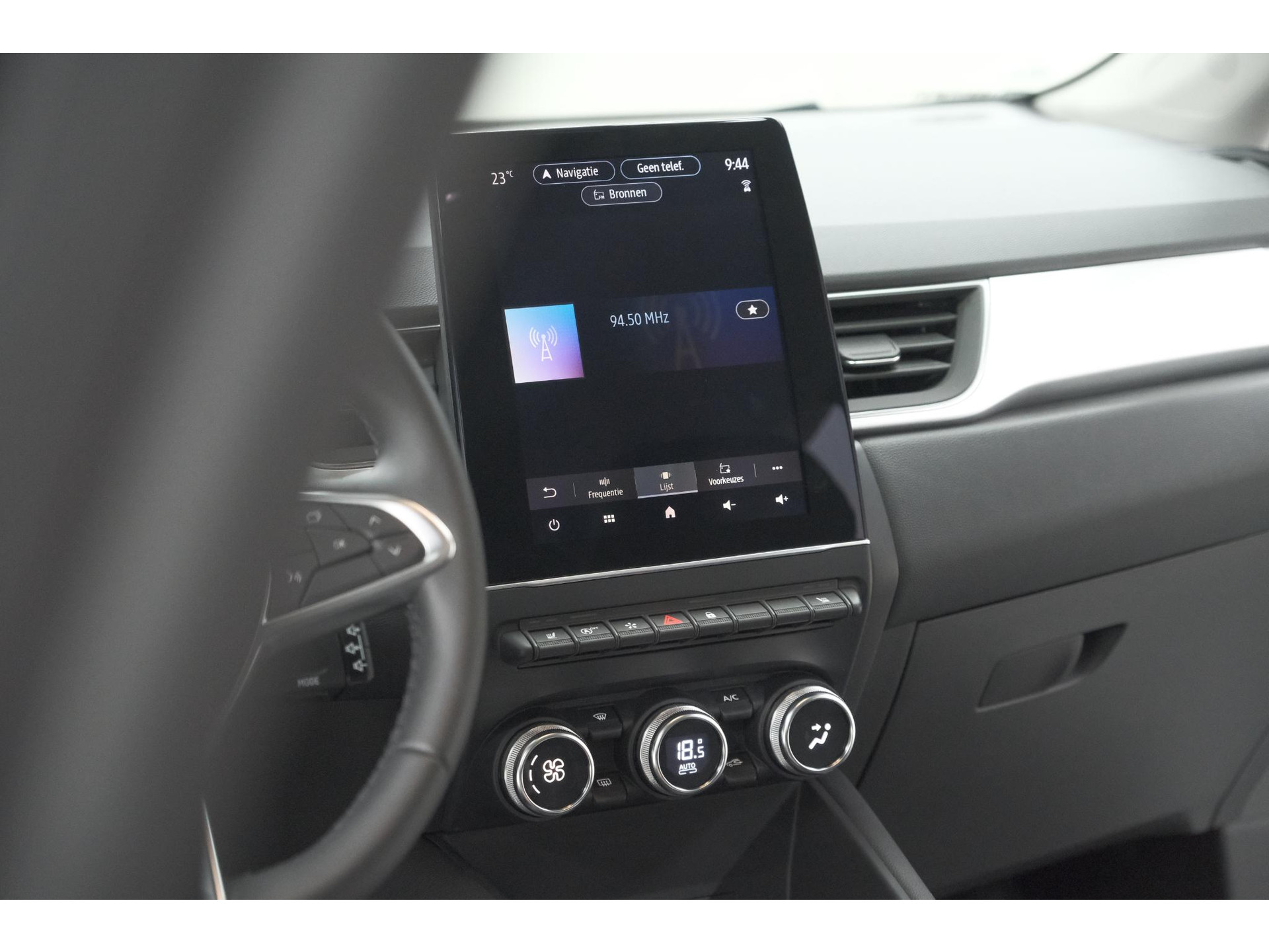 Renault Captur Mild Hybrid 140 EDC Techno | Camera | 9.3 Inch Scherm | Apple Carplay | Parkeersensoren | Allseason Banden | Stoelverwarming
