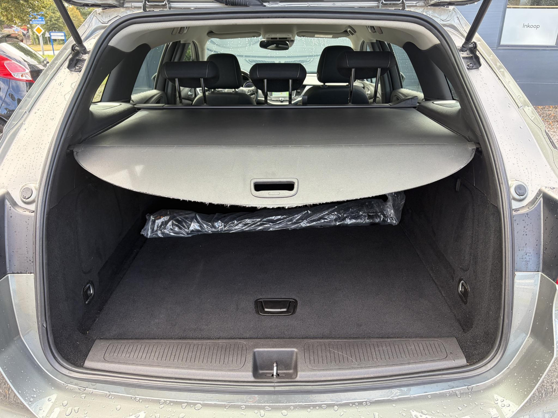 Opel Astra 1.2 Business Edition 147pk l 2e Eigenaar l Trekhaak l Navi l Carplay l 6 Bak l Clima l Cruise l Pdc V+A l Recent beurt gehad l Lm velgen l N.A.P l Apk tot 07-2028