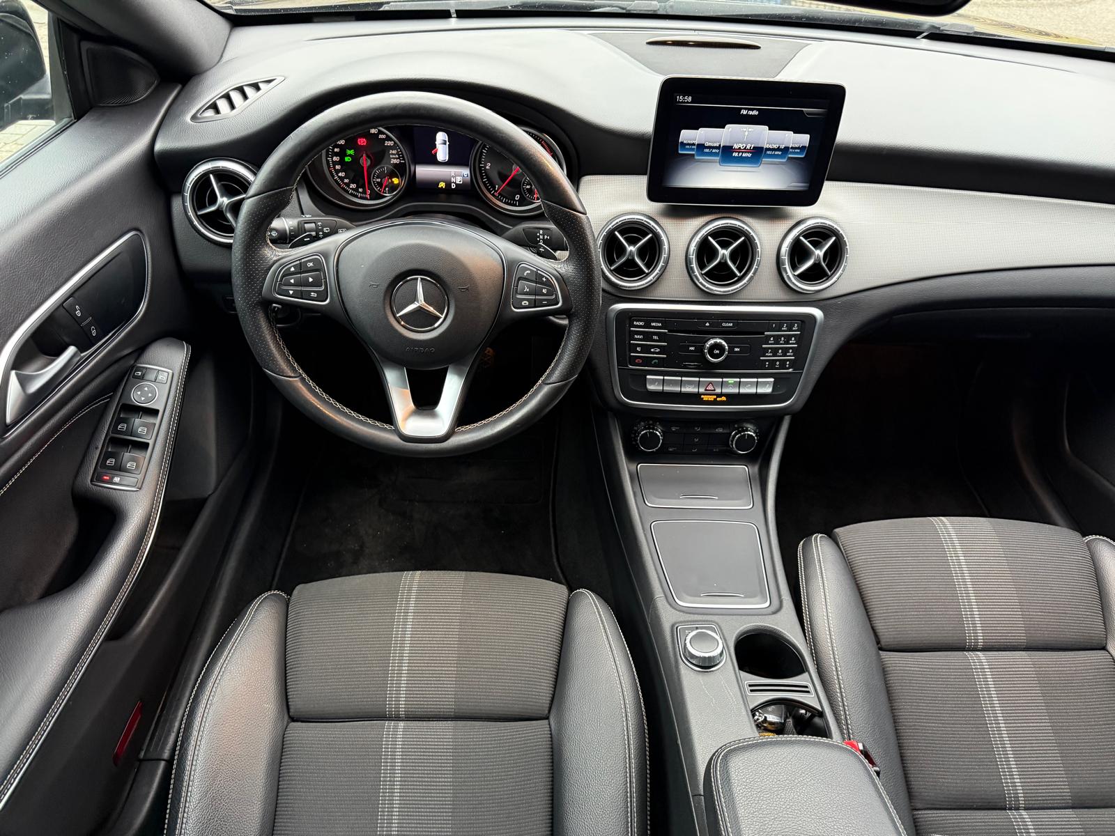 Mercedes-Benz CLA-klasse Shooting Brake 180 d Business Solution | 1E EIGENAAR | 3/6/12MND GARANTIE | AUTOMAAT | AIRCO | CRUISE | NAVI | LMV | LED | TREKHAAK |