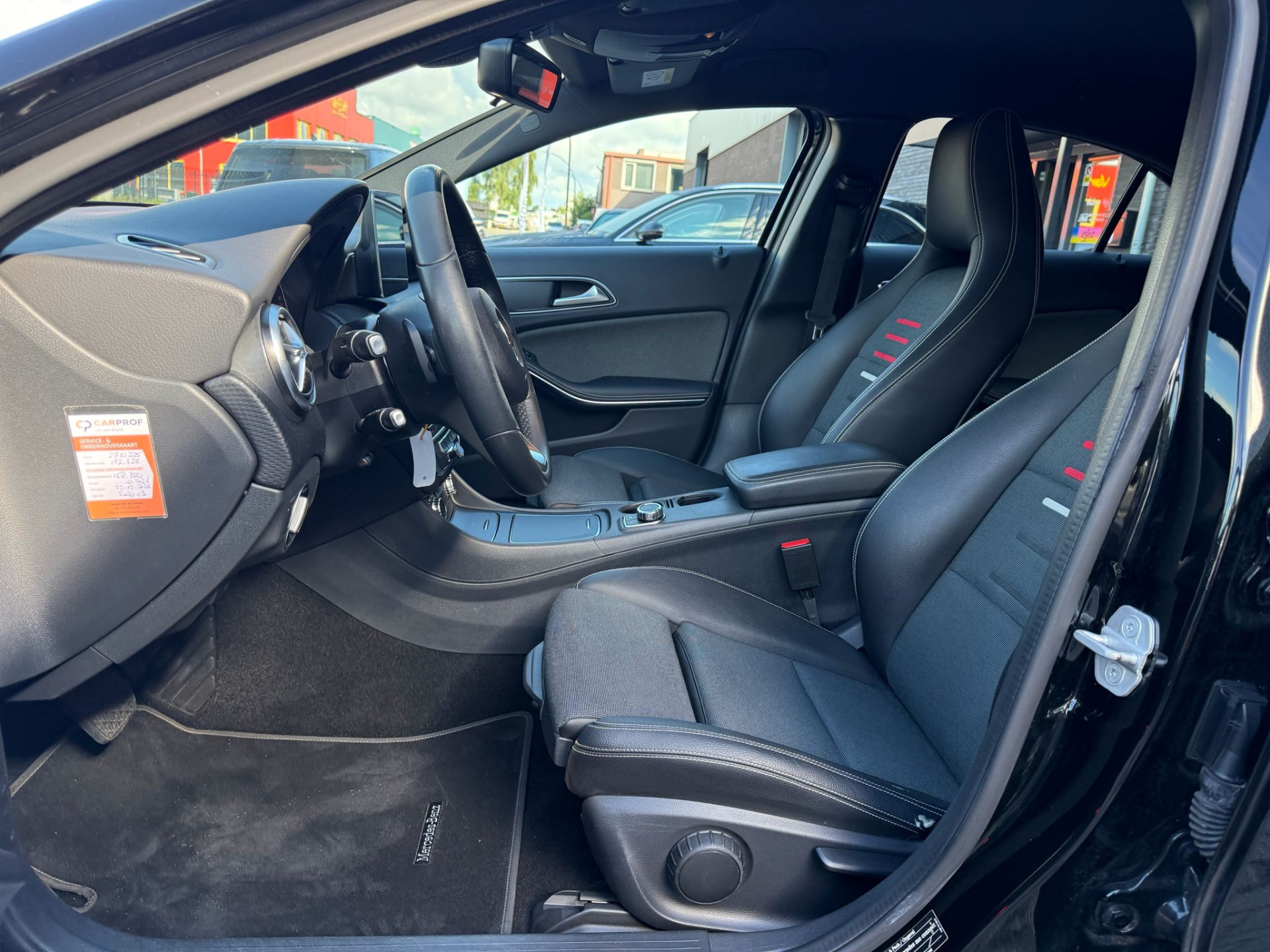 Mercedes-Benz A-klasse 160 Ambition | 2E EIGENAAR | 3/6/12MND GARANTIE | AUTOMAAT | LED | CRUISE | NAVI | AIRCO | BLUETOOTH | TREKHAAK |