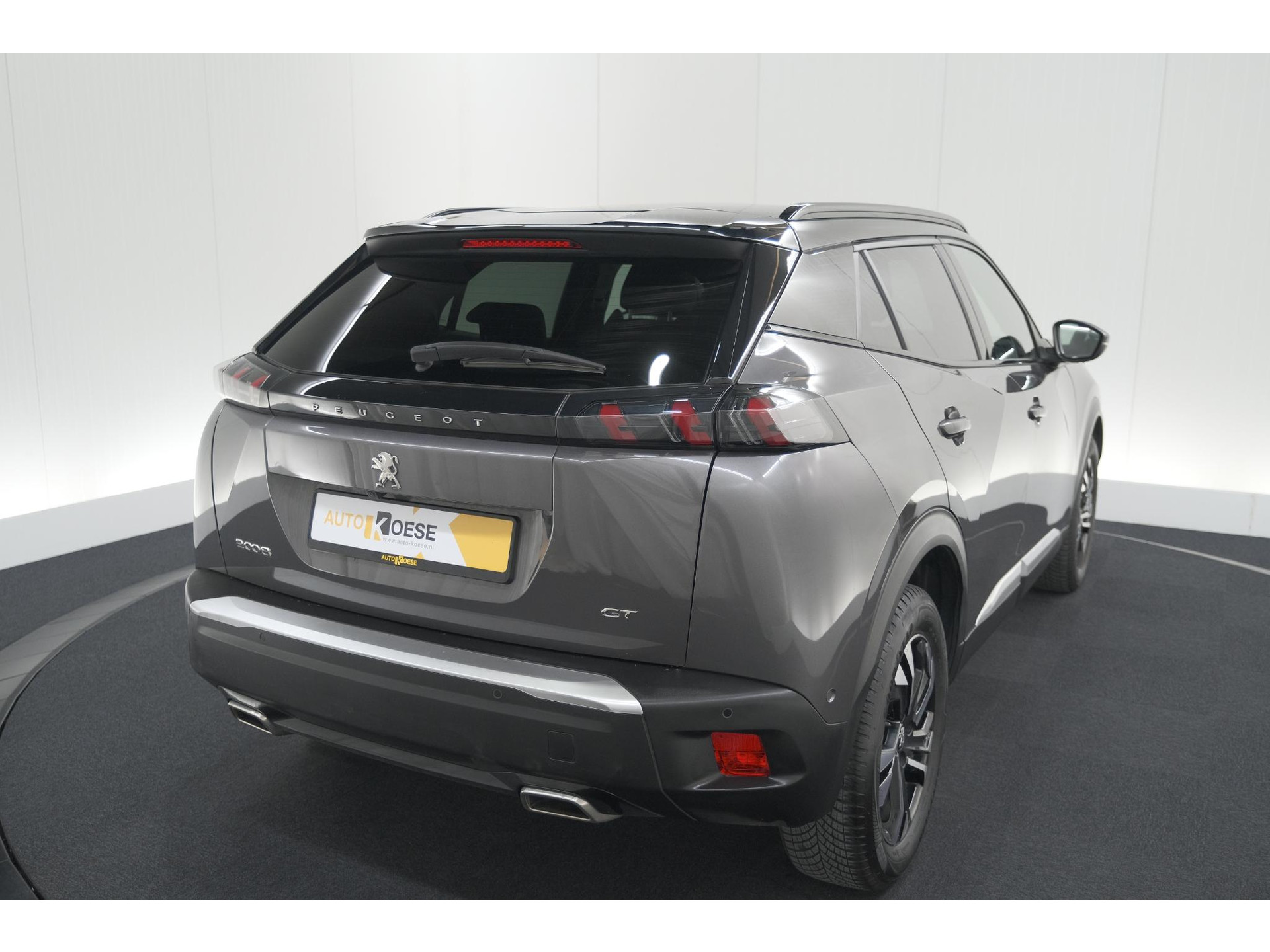 Peugeot 2008 PureTech 130 EAT8 GT | Camera | Dodehoekdetectie | Apple Carplay | Pack Winter