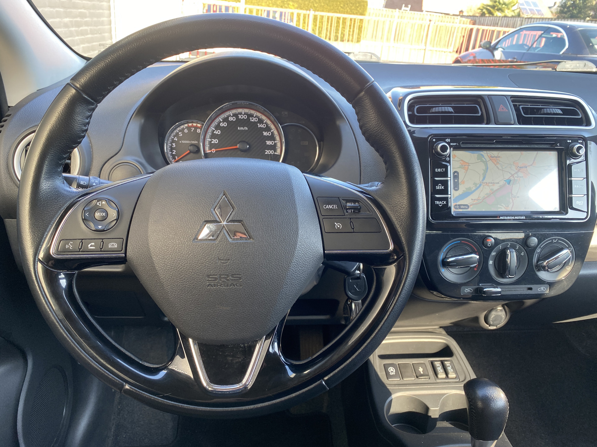 Mitsubishi Space Star 1.2 Instyle AUT. | 1e eigenaar | dealer onderhouden | navigatie | cruise control | stoelverwarming