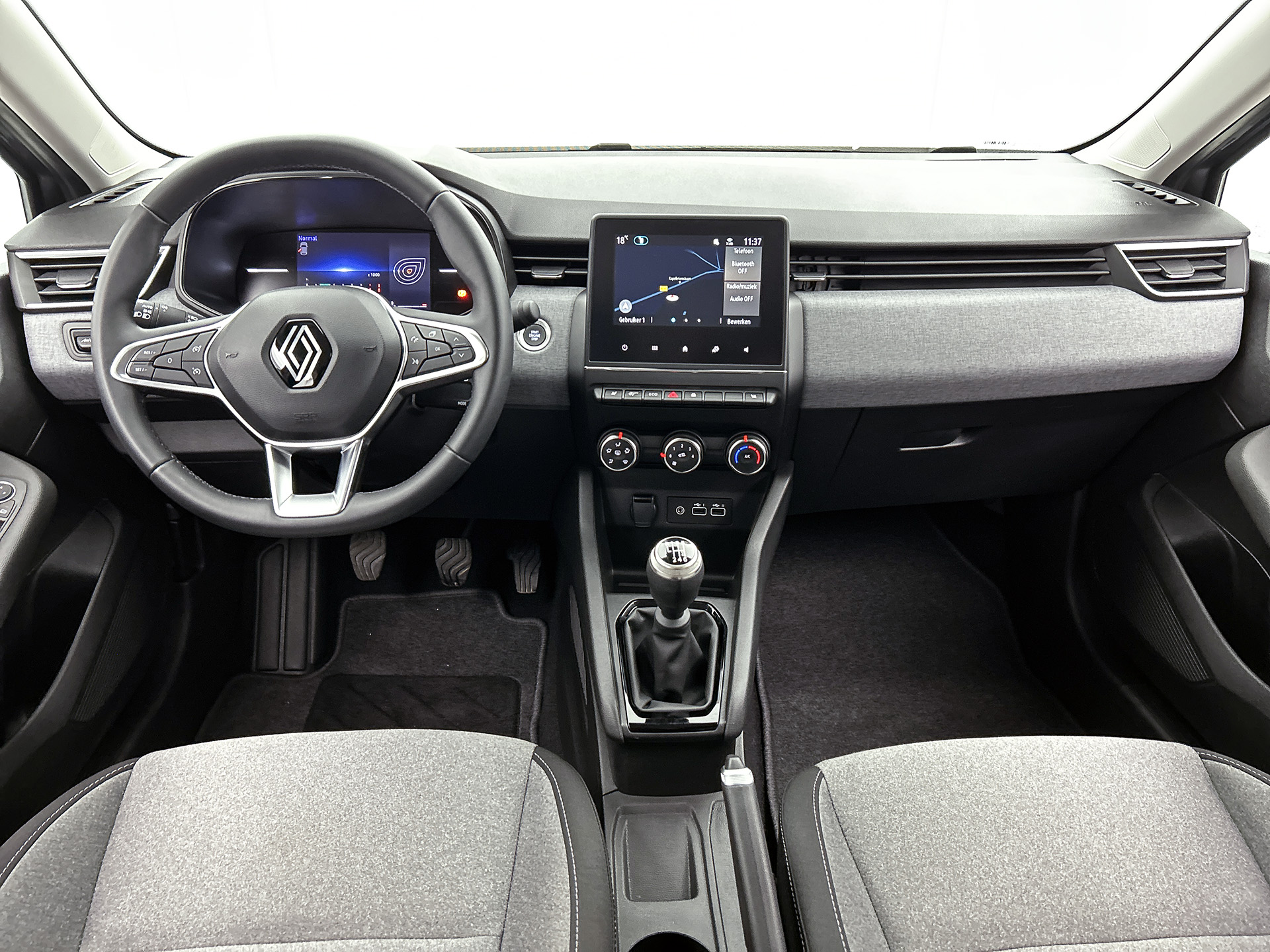 Renault Clio TCe 90PK GPF evolution | CAMERA | NAVI | DEALER ONDERHOUDEN | STOEL VERWARM. | PARK. SENSOREN | CARPLAY