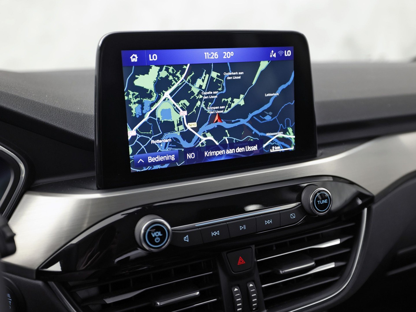 Ford Kuga 2.5 PHEV Titanium 225Pk Automaat (VIRTUAL COCKPIT, APPLE CARPLAY, GROOT NAVI, CAMERA, TREKHAAK, SPORTSTOELEN, KEYLESS, CRUISE, LANE ASSIST, NIEUWSTAAT)