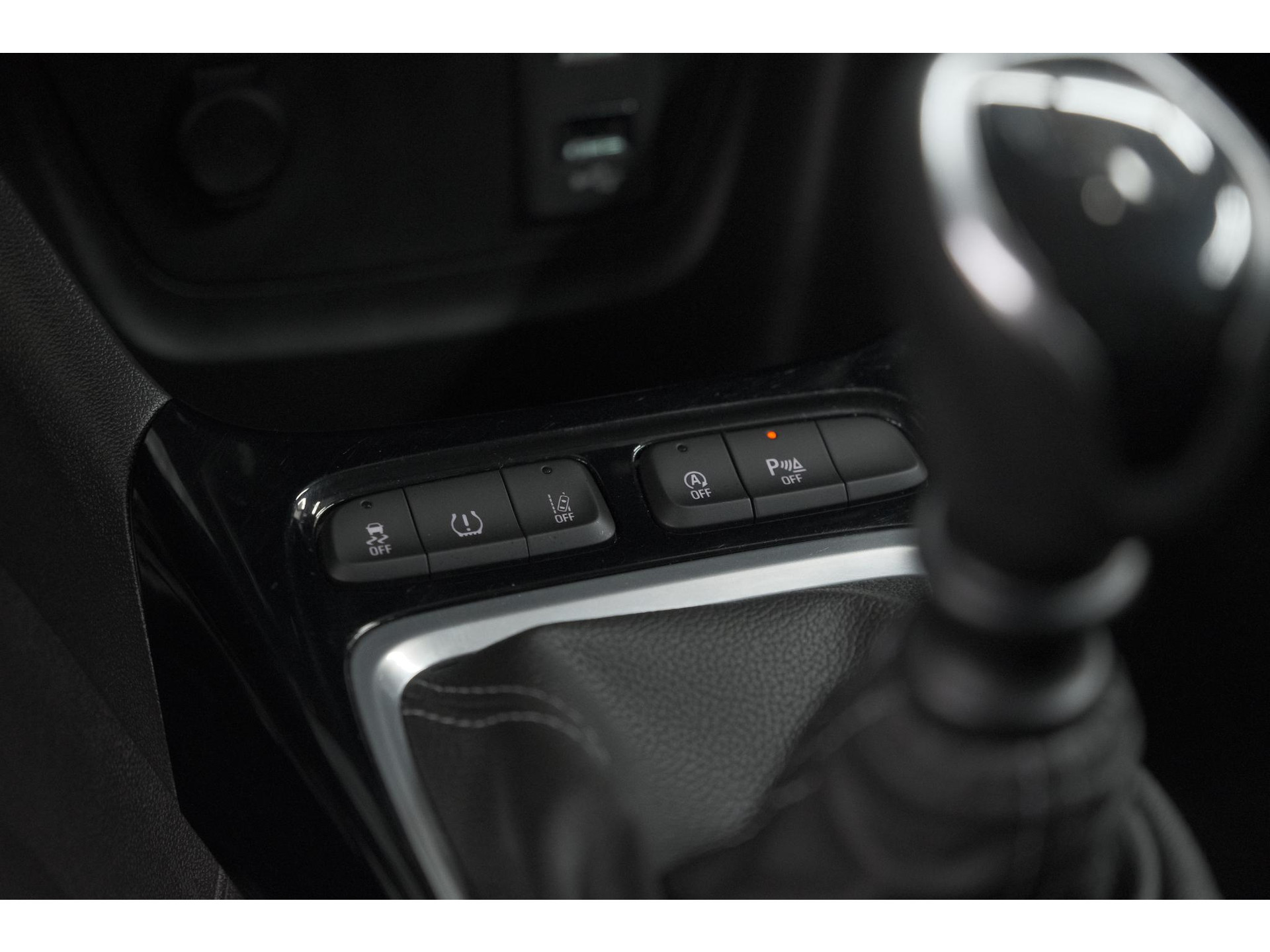 Opel Crossland Turbo 110 GS Line | Trekhaak | Camera | Apple Carplay | Navigatie | Parkeersensoren voor + Achter