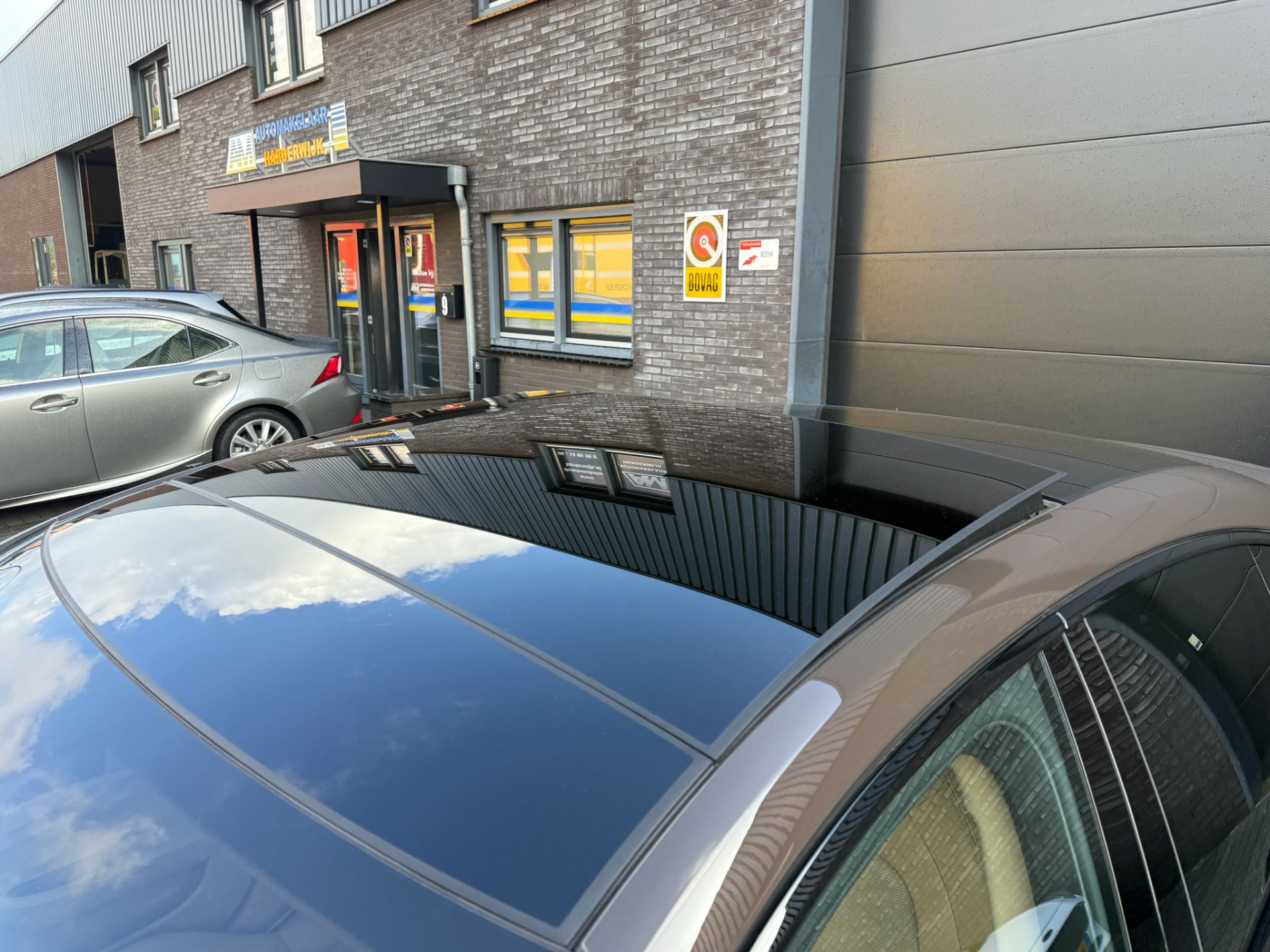 Porsche Panamera 2.9 4 E-Hybrid Platinum Edition | 2E EIGENAAR | 3/6/12MND GARANTIE | ACC | PANO | HUD | CARPLAY | SFEER | 360 CAMERA | BOMVOL | SOFTCLOSE |